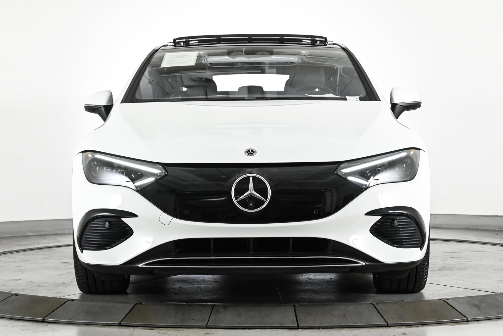 2023 MERCEDES-BENZ EQE-CLASS SEDAN - Image 2