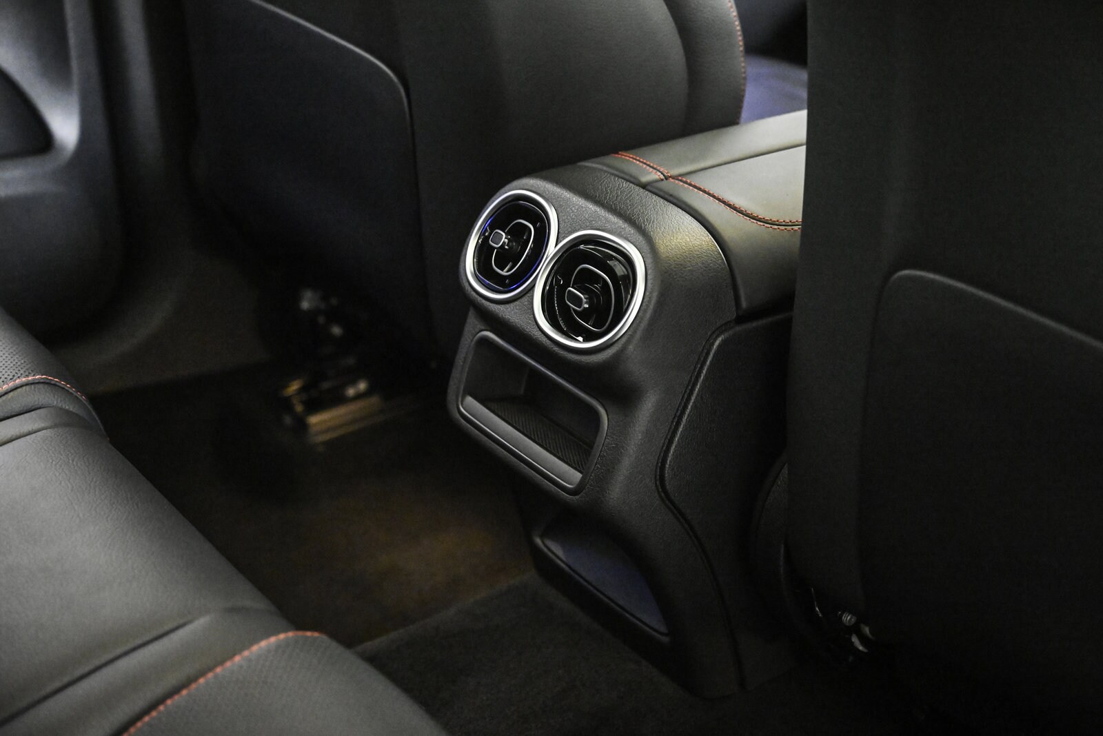 2026 MERCEDES-BENZ GLC-CLASS - Image 18