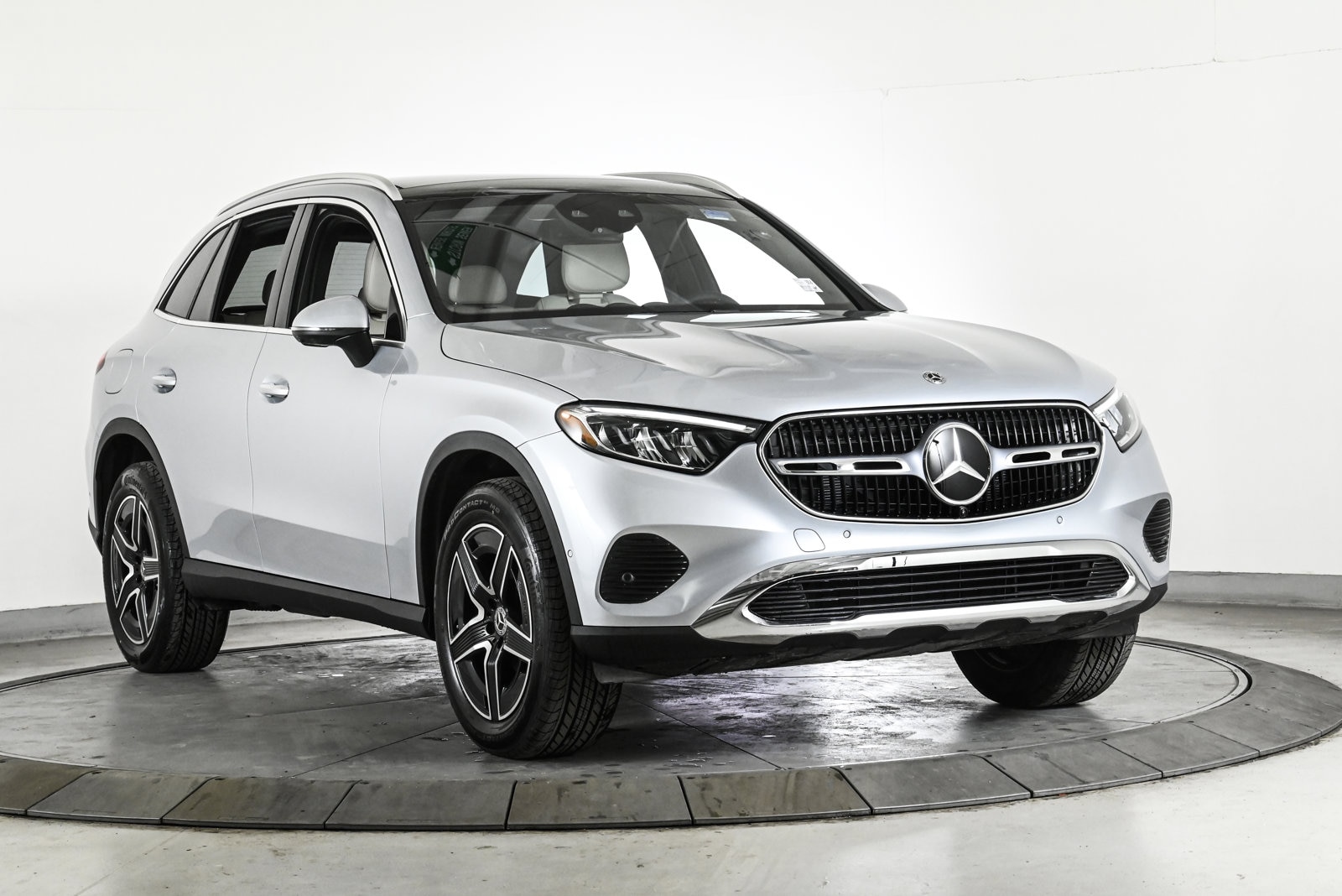2026 MERCEDES-BENZ GLC-CLASS - Image 3
