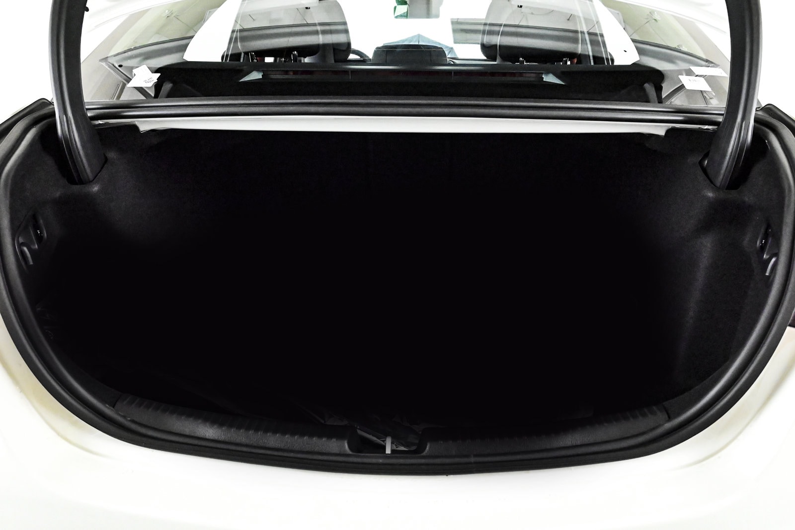 2026 MERCEDES-BENZ C-CLASS - Image 6