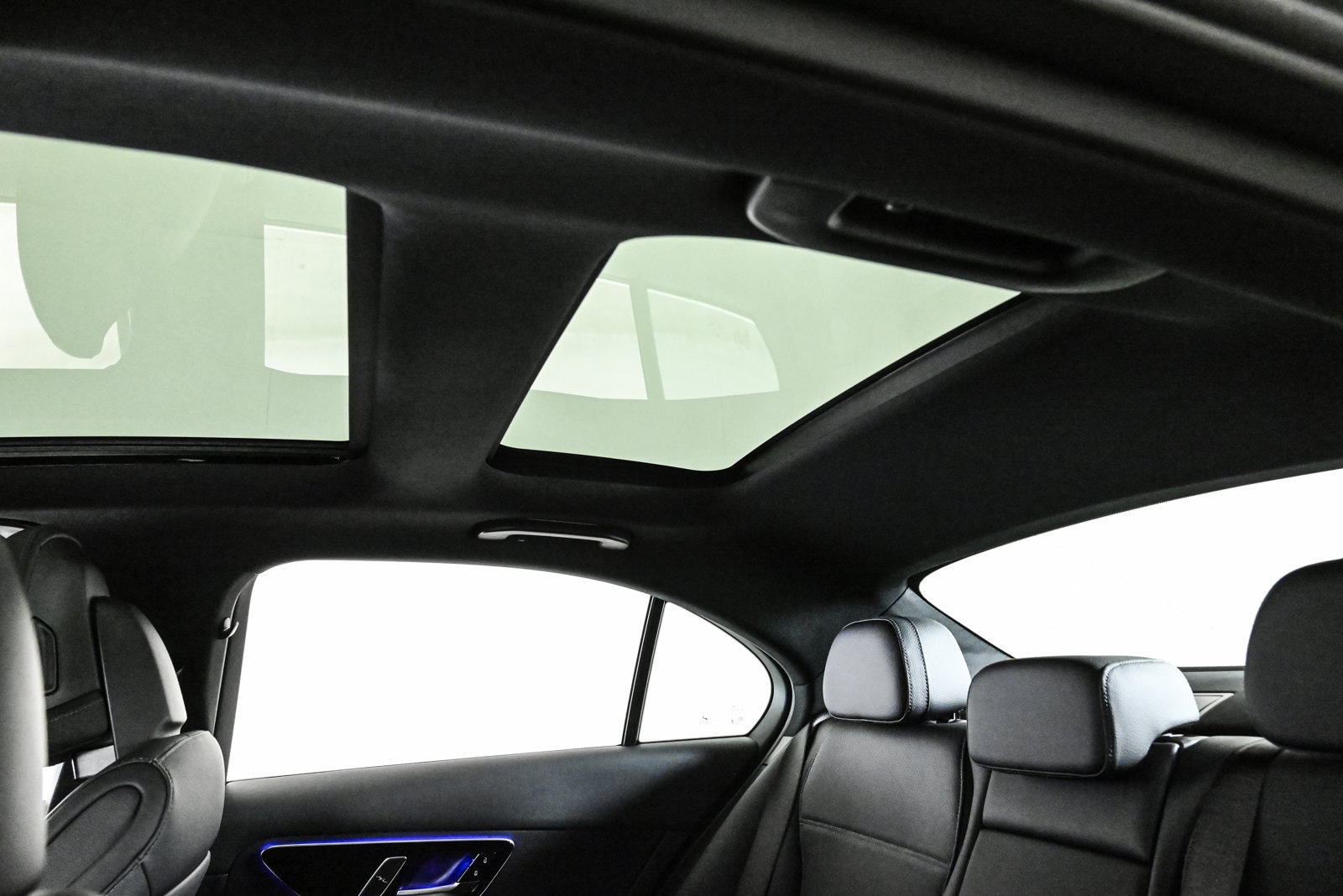 2025 MERCEDES-BENZ C-CLASS - Image 21