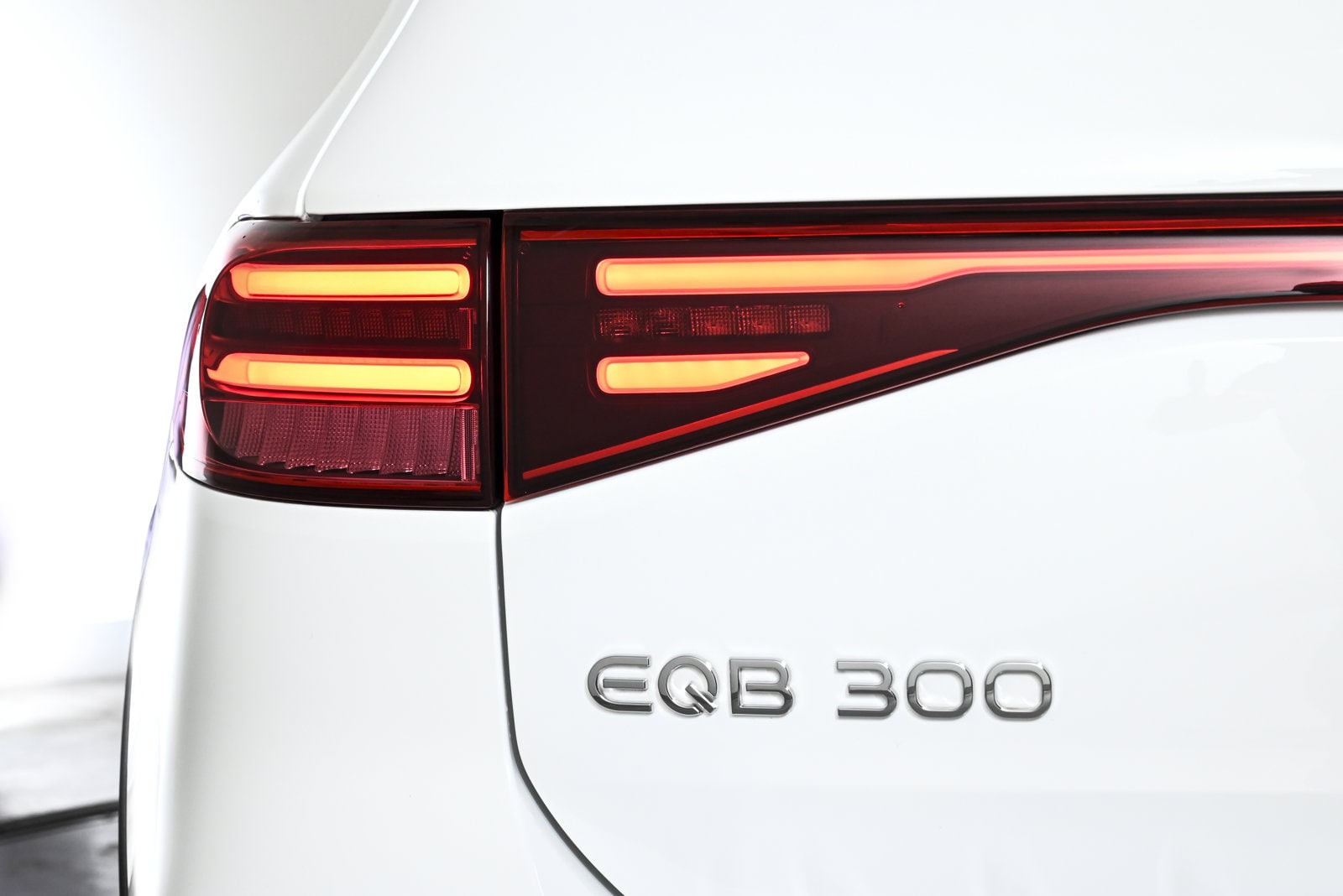 2025 MERCEDES-BENZ EQB-CLASS - Image 7