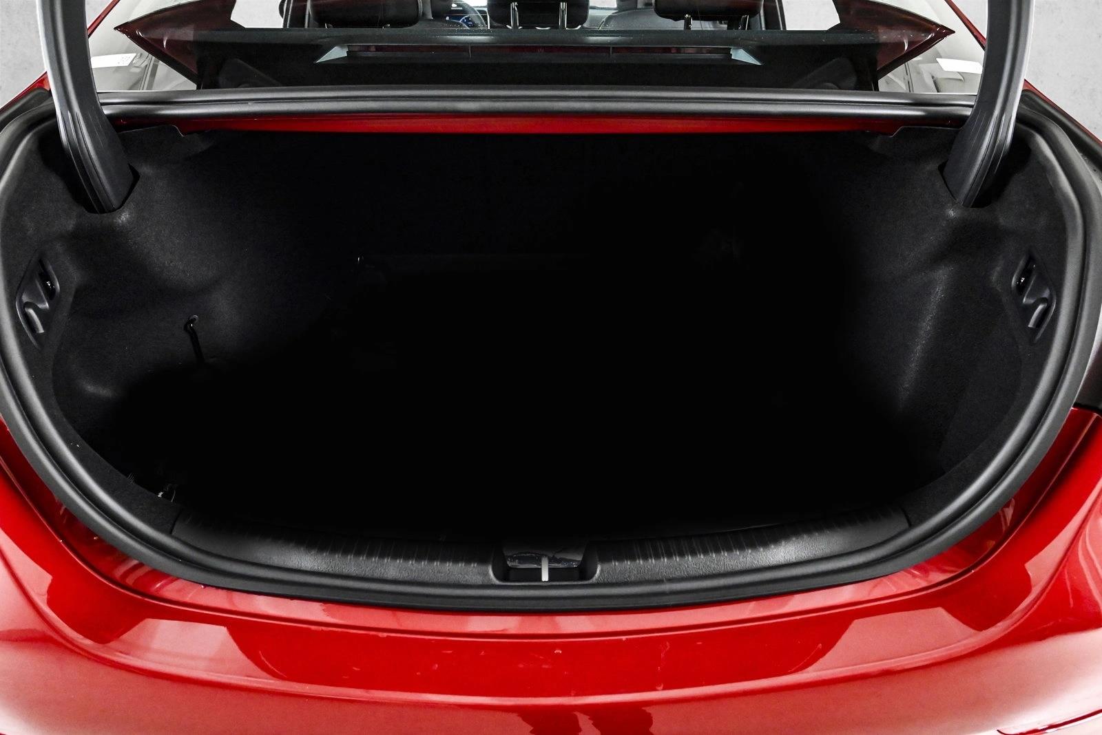 2026 MERCEDES-BENZ C-CLASS - Image 6