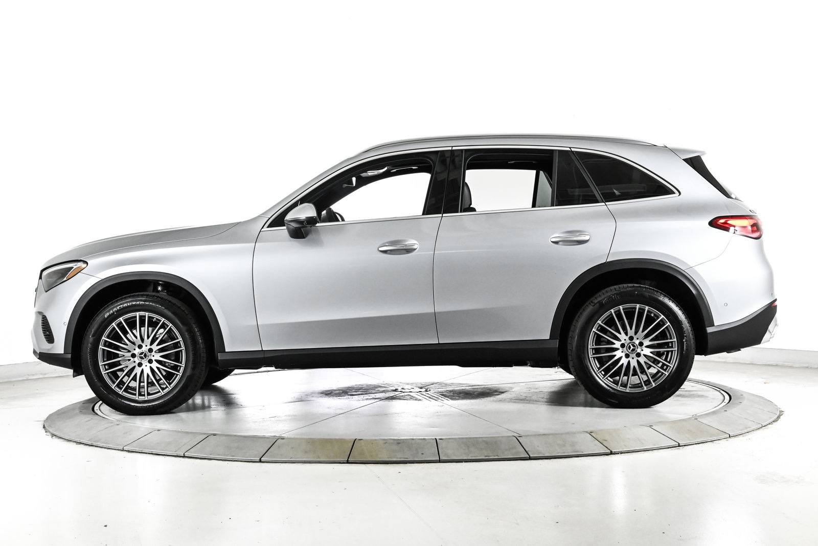 2026 MERCEDES-BENZ GLC-CLASS - Image 9