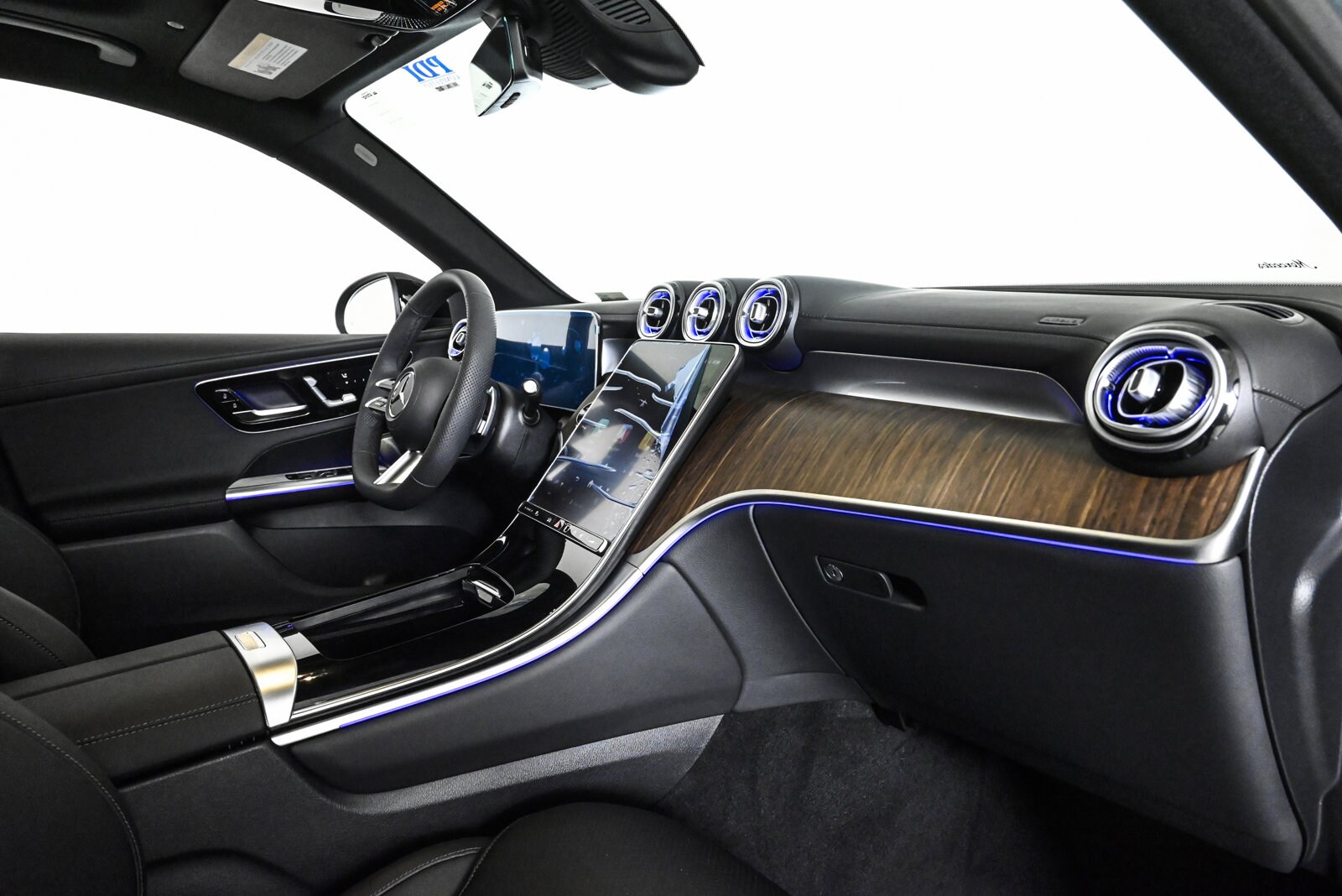 2026 MERCEDES-BENZ GLC-CLASS - Image 24