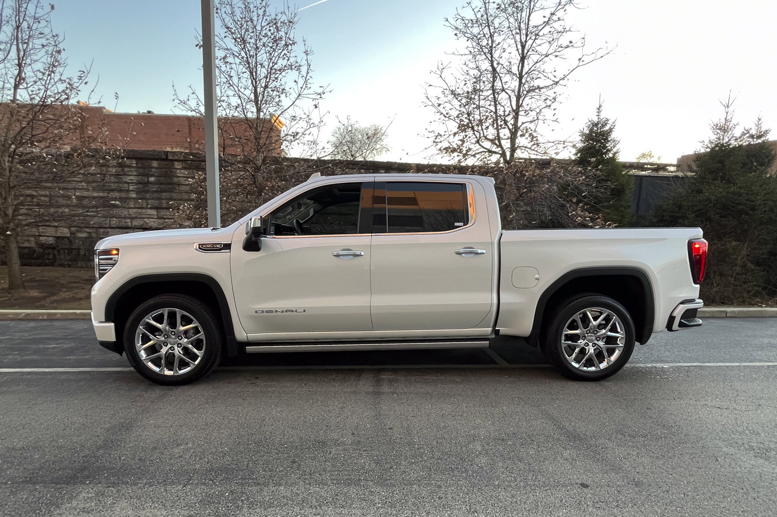 2022 GMC SIERRA - Image 7