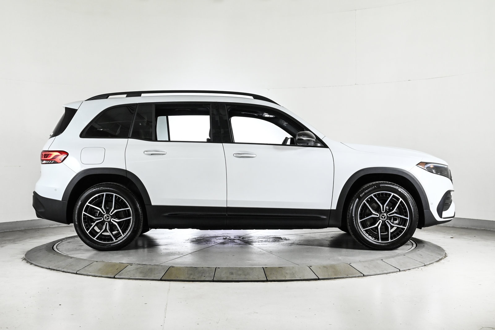 2023 MERCEDES-BENZ EQB-CLASS - Image 4