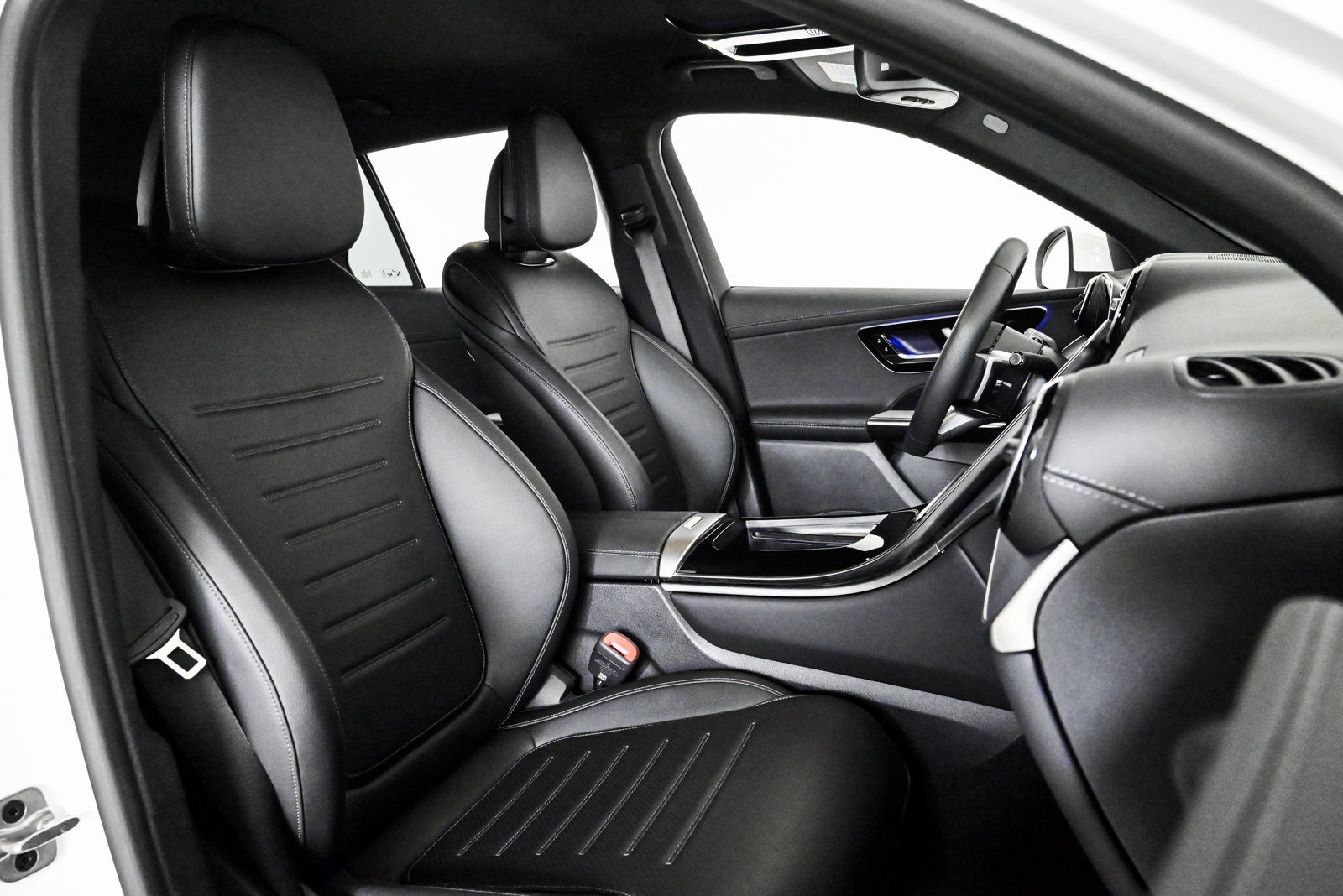 2025 MERCEDES-BENZ GLC-CLASS - Image 17