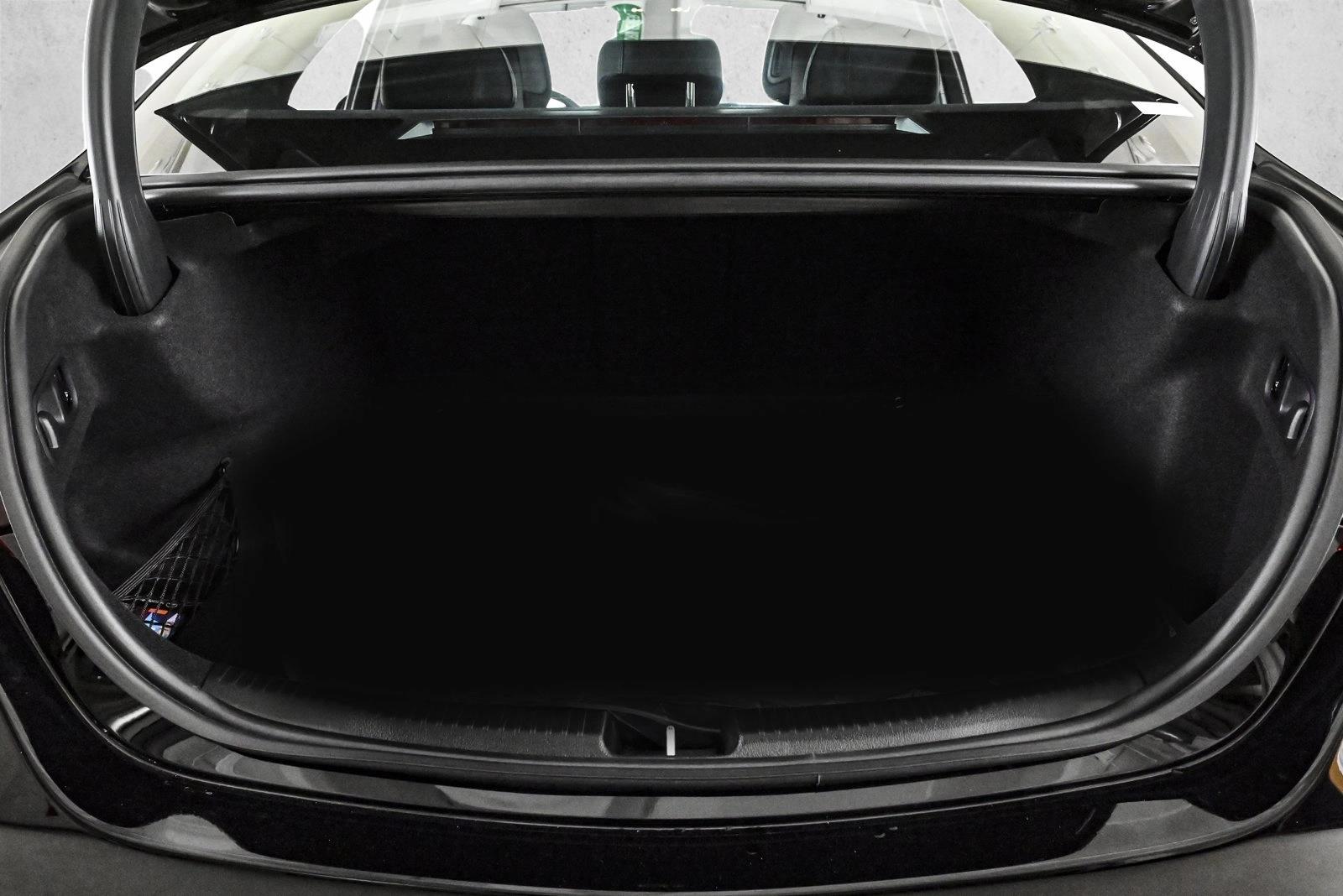 2026 MERCEDES-BENZ C-CLASS - Image 6