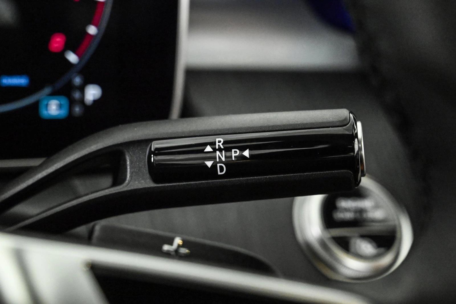 2026 MERCEDES-BENZ C-CLASS - Image 12