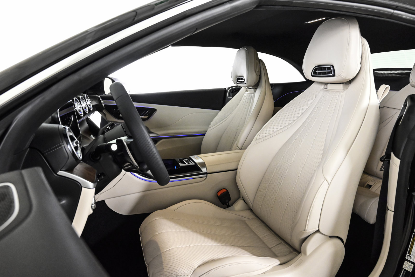 2026 MERCEDES-BENZ CLE - Image 18