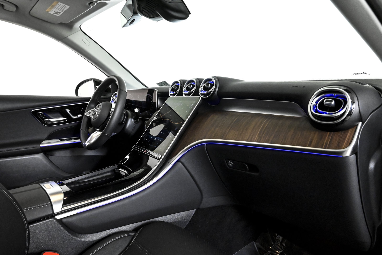 2025 MERCEDES-BENZ GLC-CLASS - Image 10