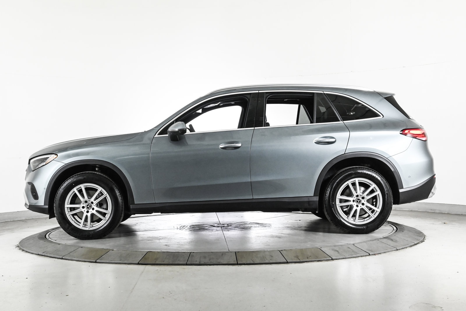 2026 MERCEDES-BENZ GLC-CLASS - Image 8