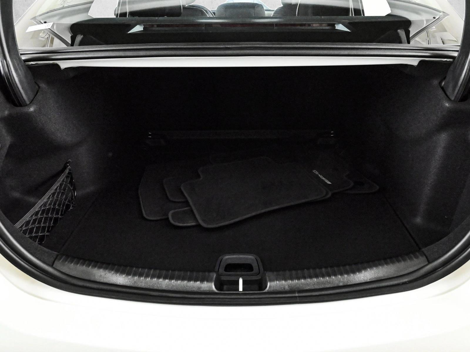 2025 MERCEDES-BENZ C-CLASS - Image 6