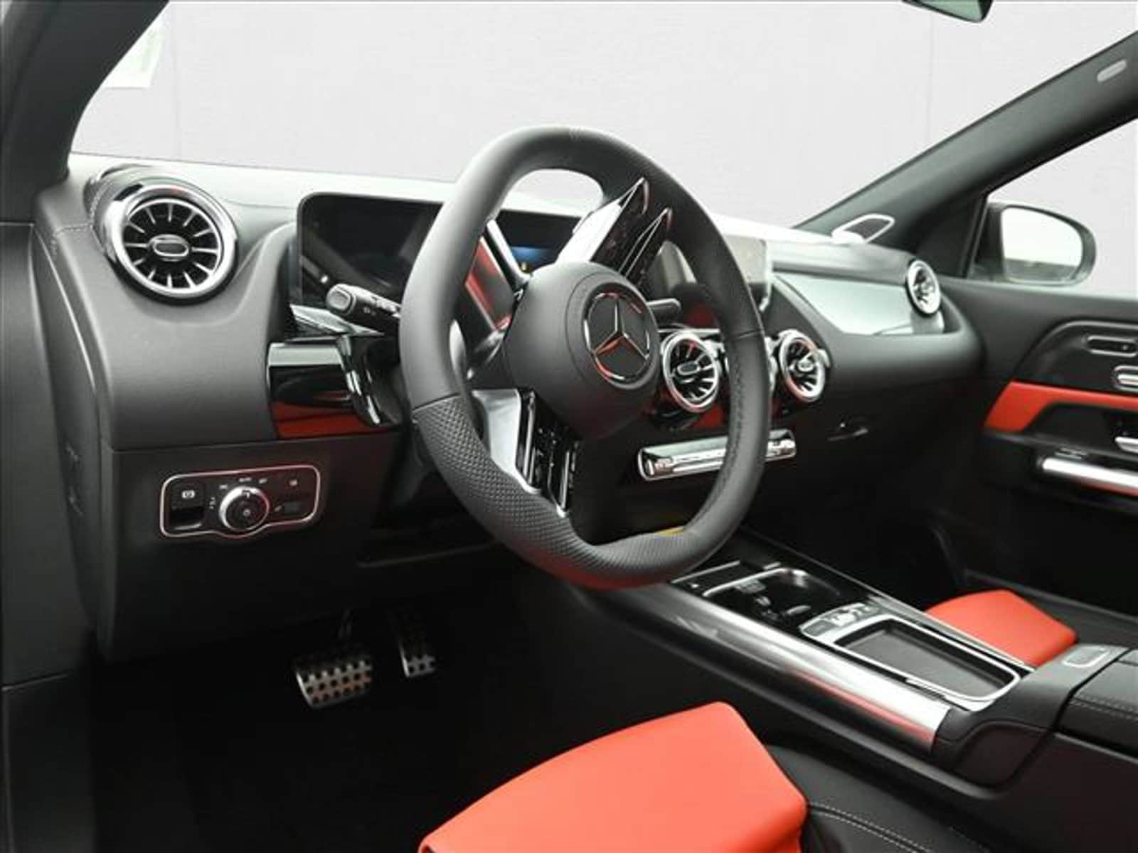 2026 MERCEDES-BENZ GLA-CLASS - Image 10