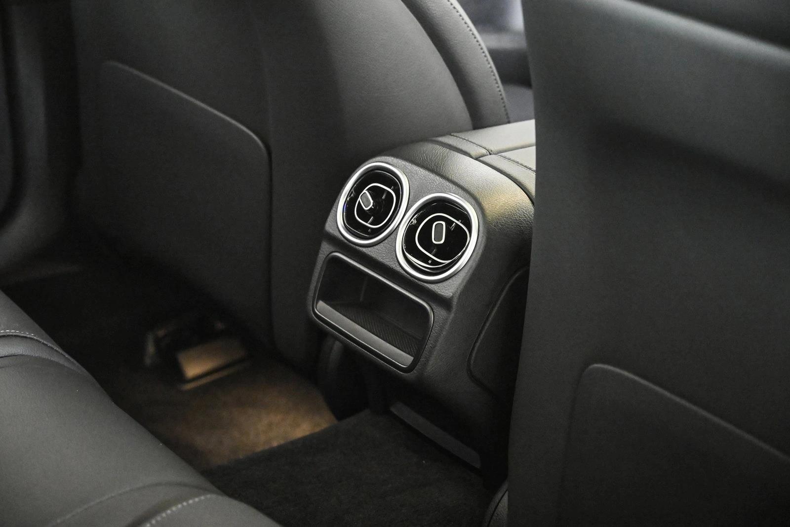 2025 MERCEDES-BENZ C-CLASS - Image 19