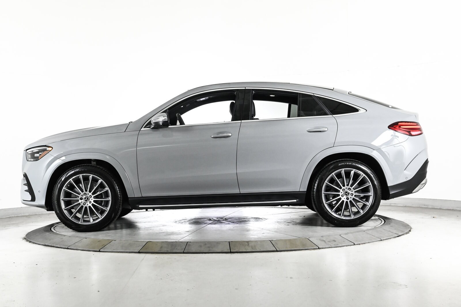 2026 MERCEDES-BENZ GLE-CLASS - Image 9