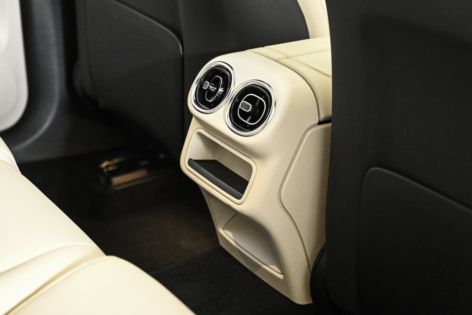 2026 MERCEDES-BENZ GLC-CLASS - Image 19