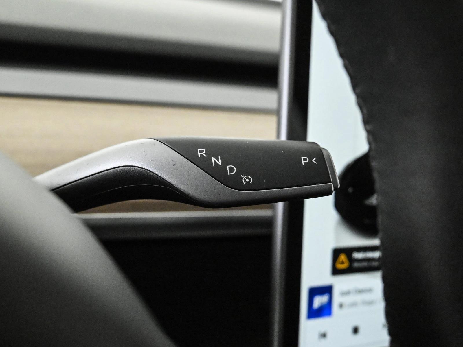 2022 TESLA MODEL Y - Image 11