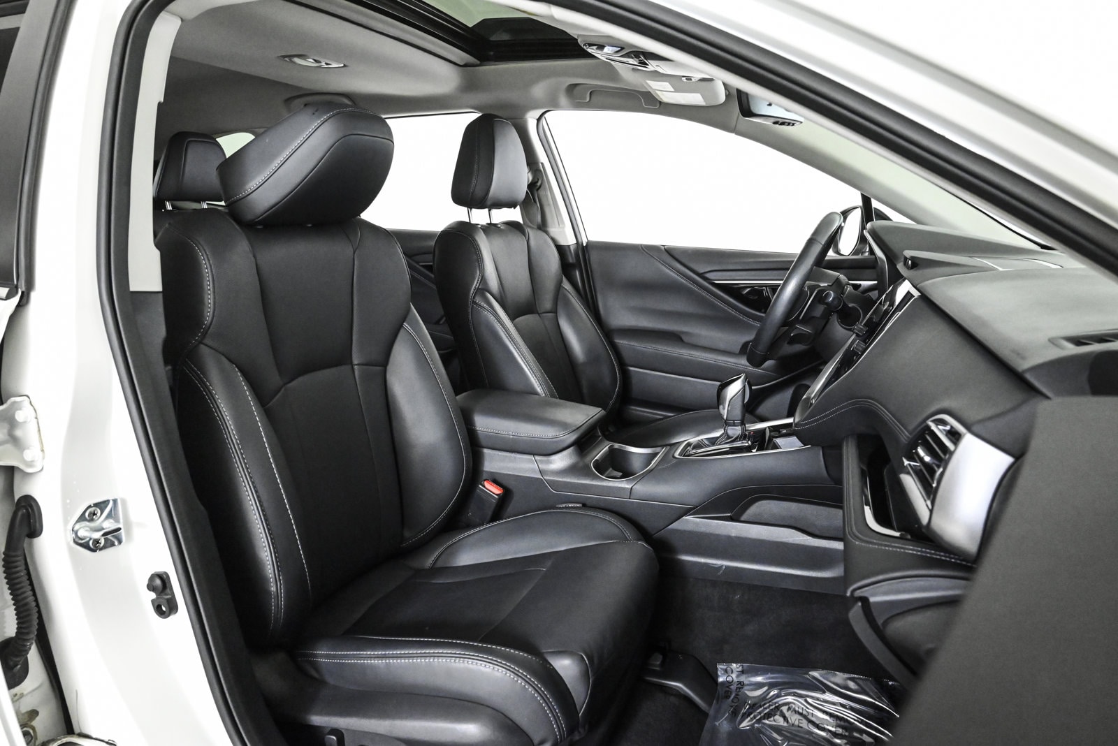 2023 SUBARU OUTBACK - Image 21