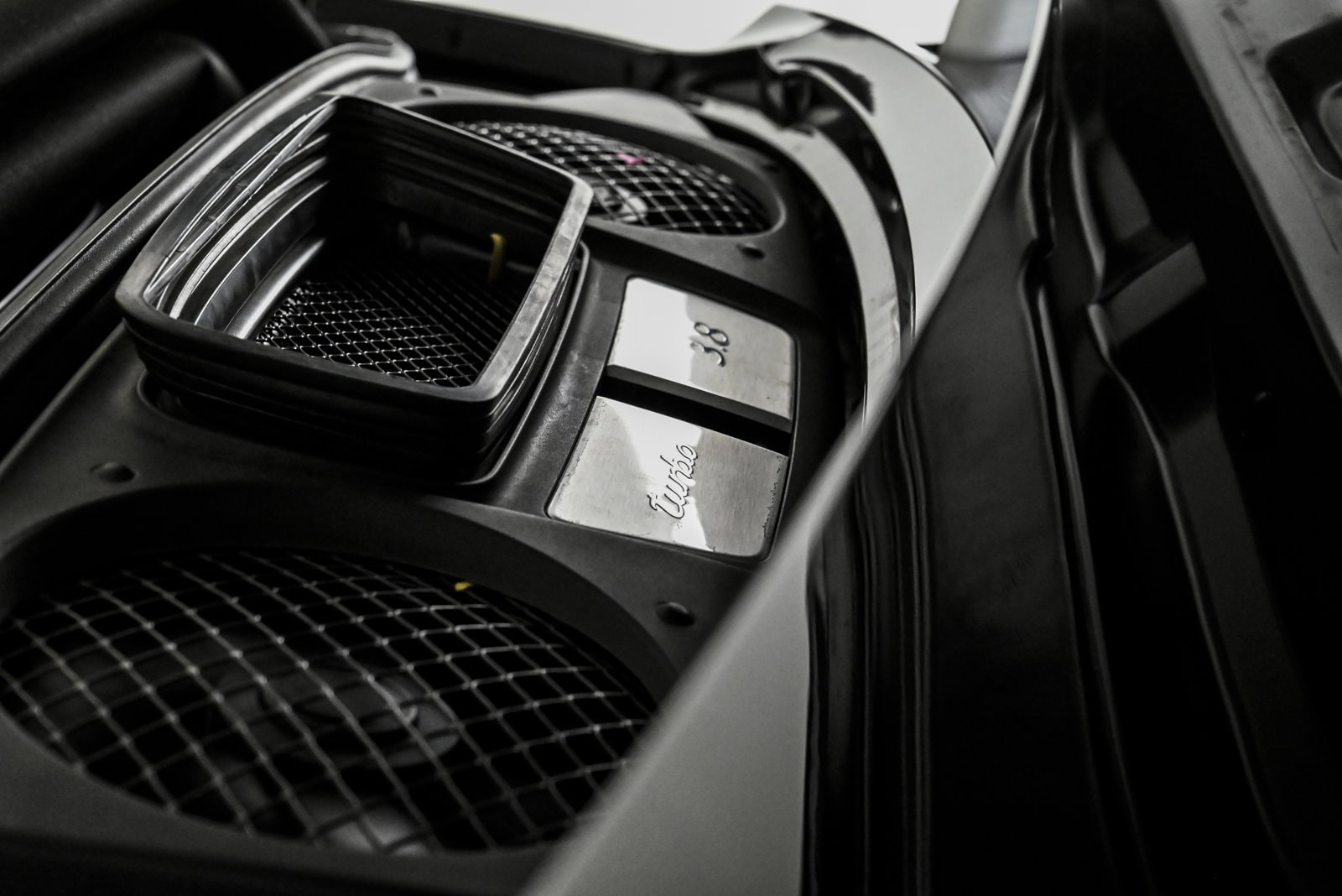 2018 PORSCHE 911 - Image 22