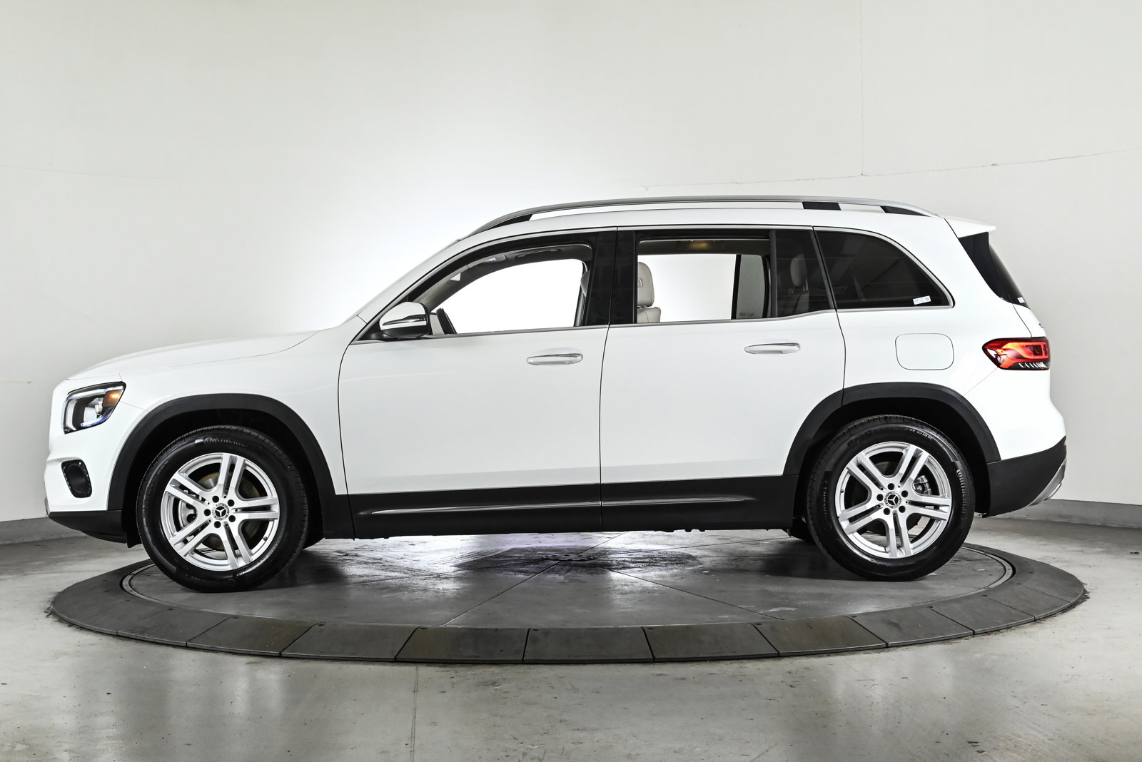 2022 MERCEDES-BENZ GLB-CLASS - Image 9