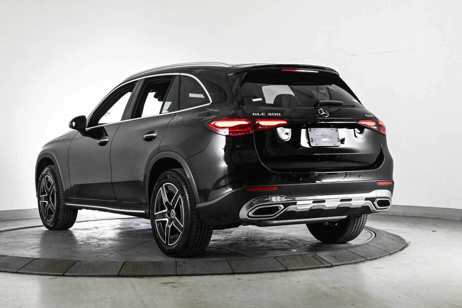 2026 MERCEDES-BENZ GLC-CLASS - Image 8