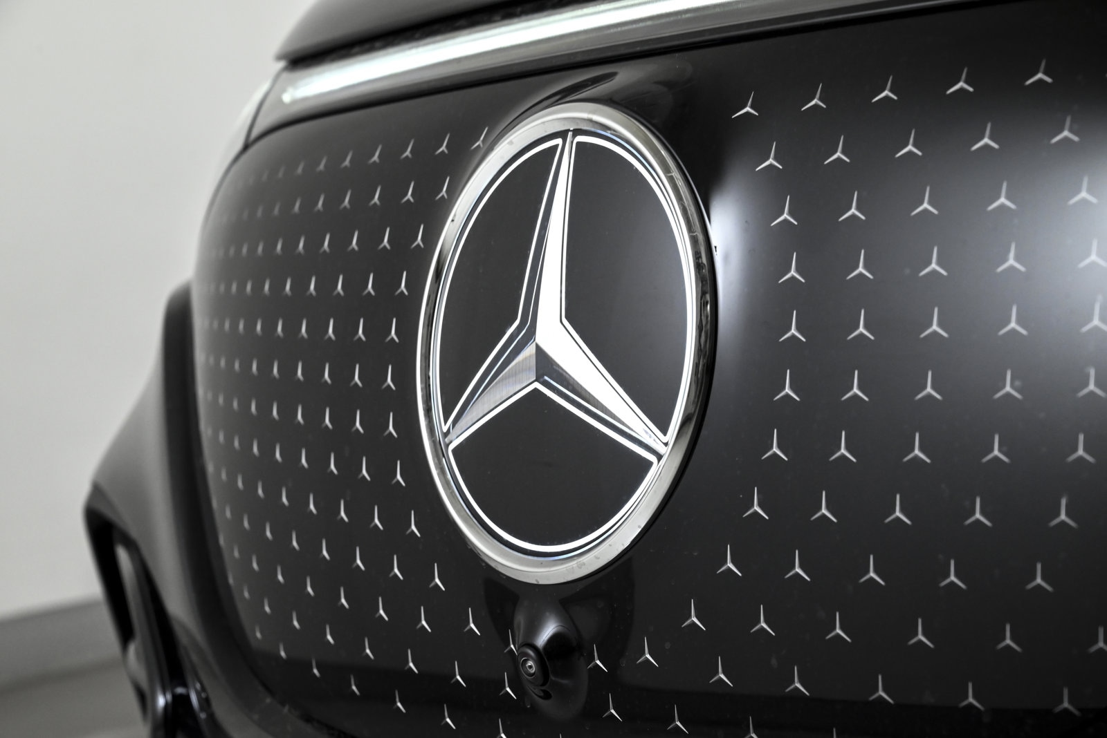 2026 MERCEDES-BENZ EQE-CLASS SUV - Image 3