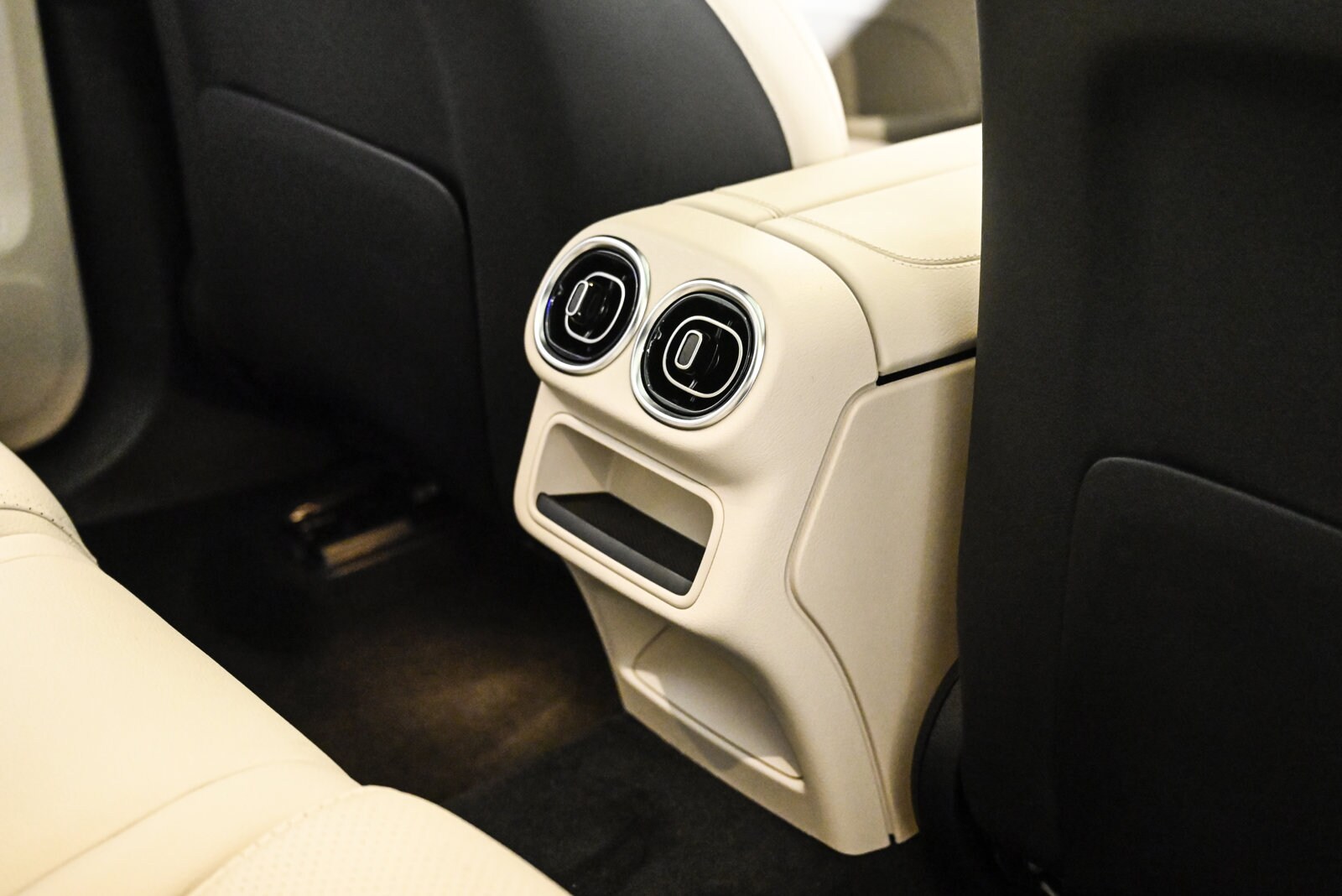 2026 MERCEDES-BENZ GLC-CLASS - Image 19