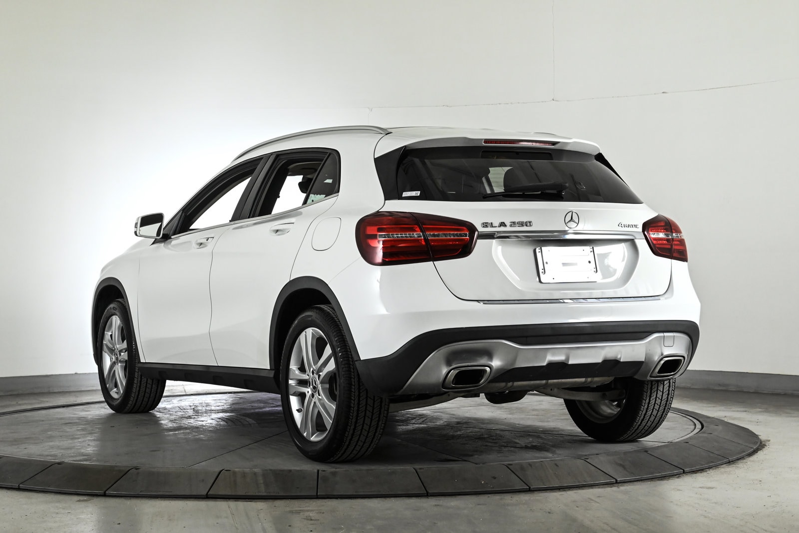 2020 MERCEDES-BENZ GLA-CLASS - Image 8