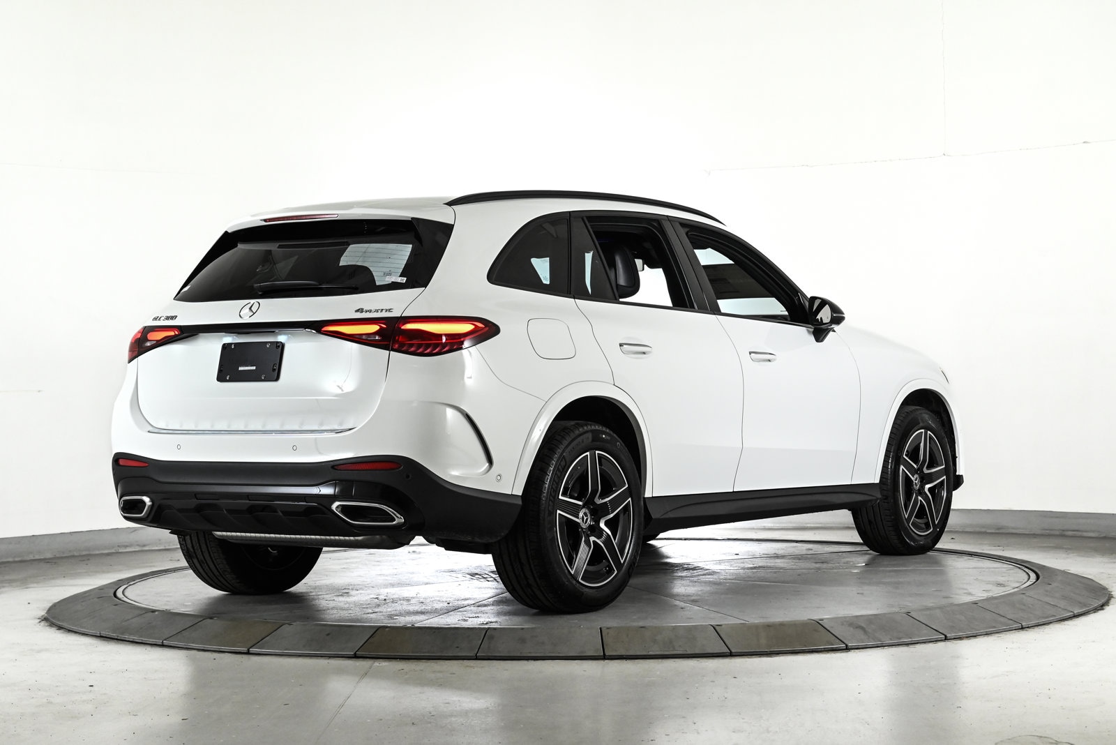 2026 MERCEDES-BENZ GLC-CLASS - Image 5