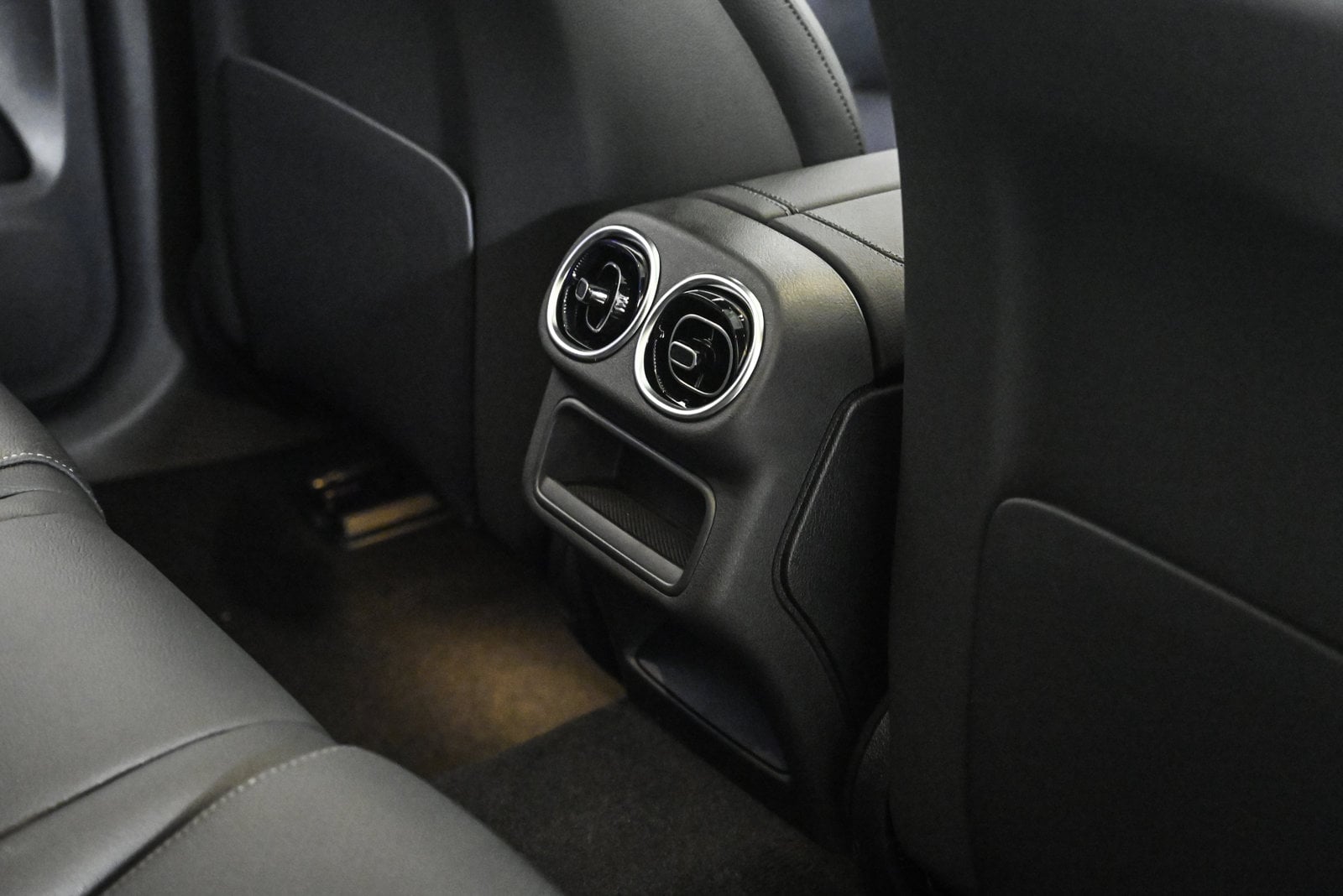 2026 MERCEDES-BENZ GLC-CLASS - Image 19