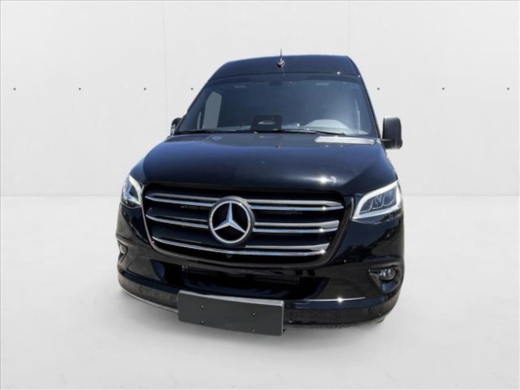 New 2025 Mercedes-Benz Sprinter Cargo Van 2500 Standard Roof I4 Diesel 144" RWD Van Cargo Van