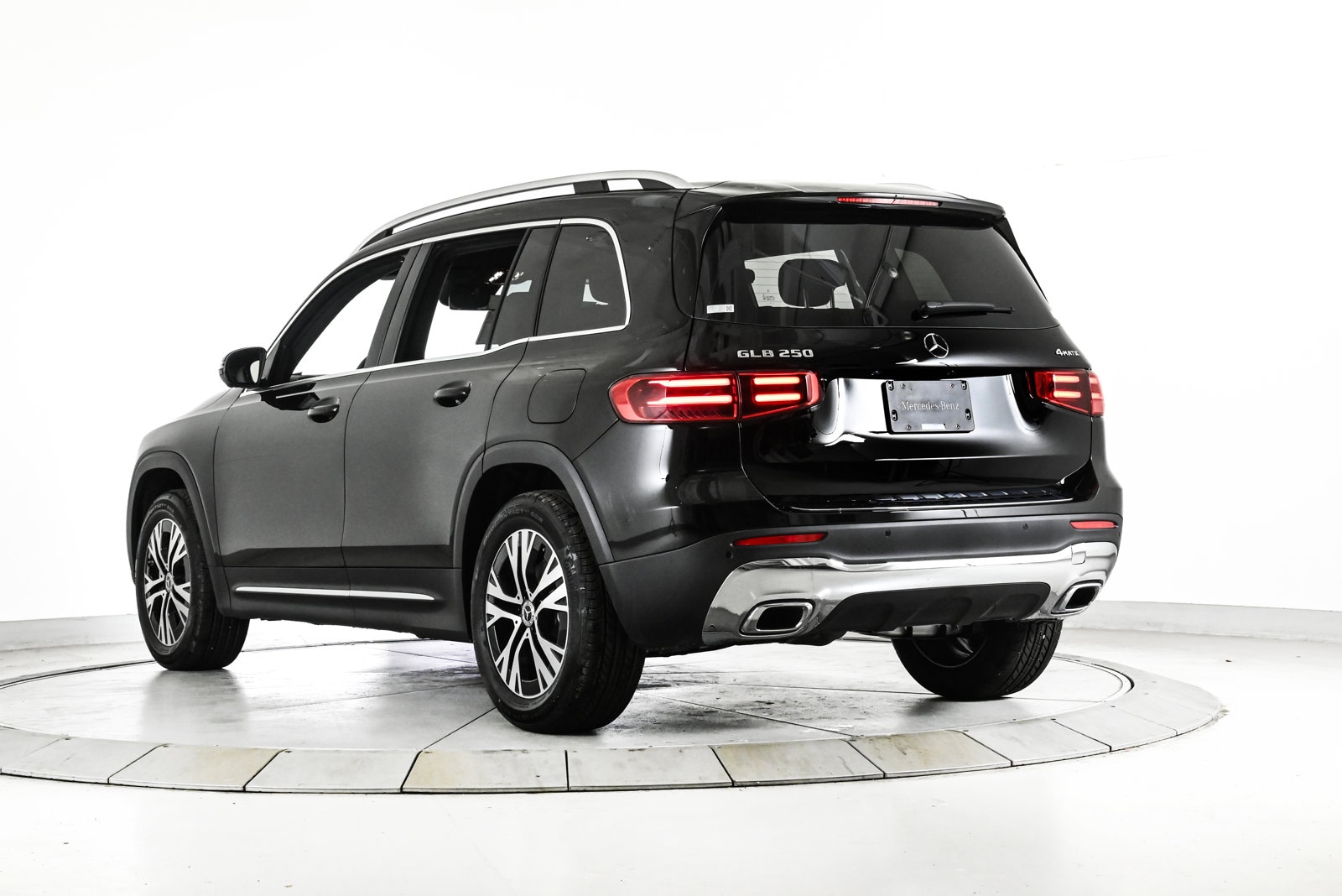 2026 MERCEDES-BENZ GLB-CLASS - Image 8