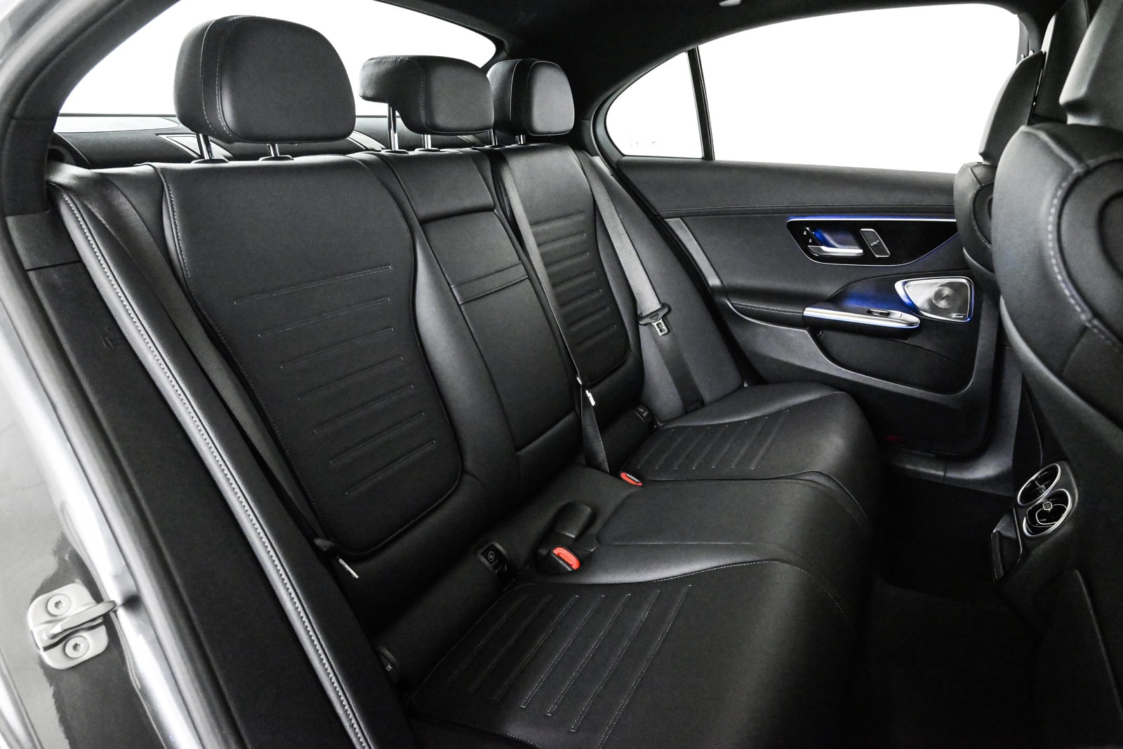 2025 MERCEDES-BENZ C-CLASS - Image 22