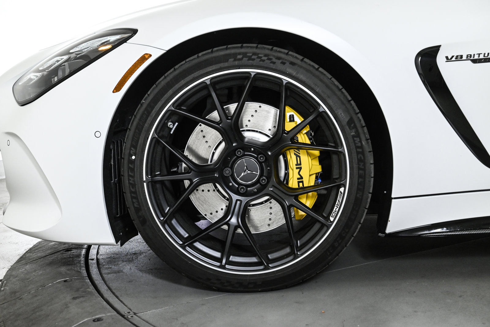 2026 MERCEDES-BENZ AMG GT - Image 24