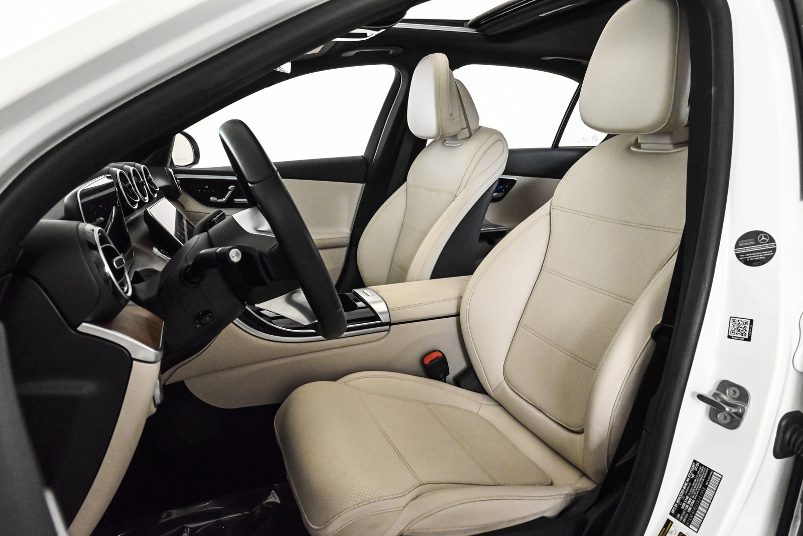 2025 MERCEDES-BENZ C-CLASS - Image 18