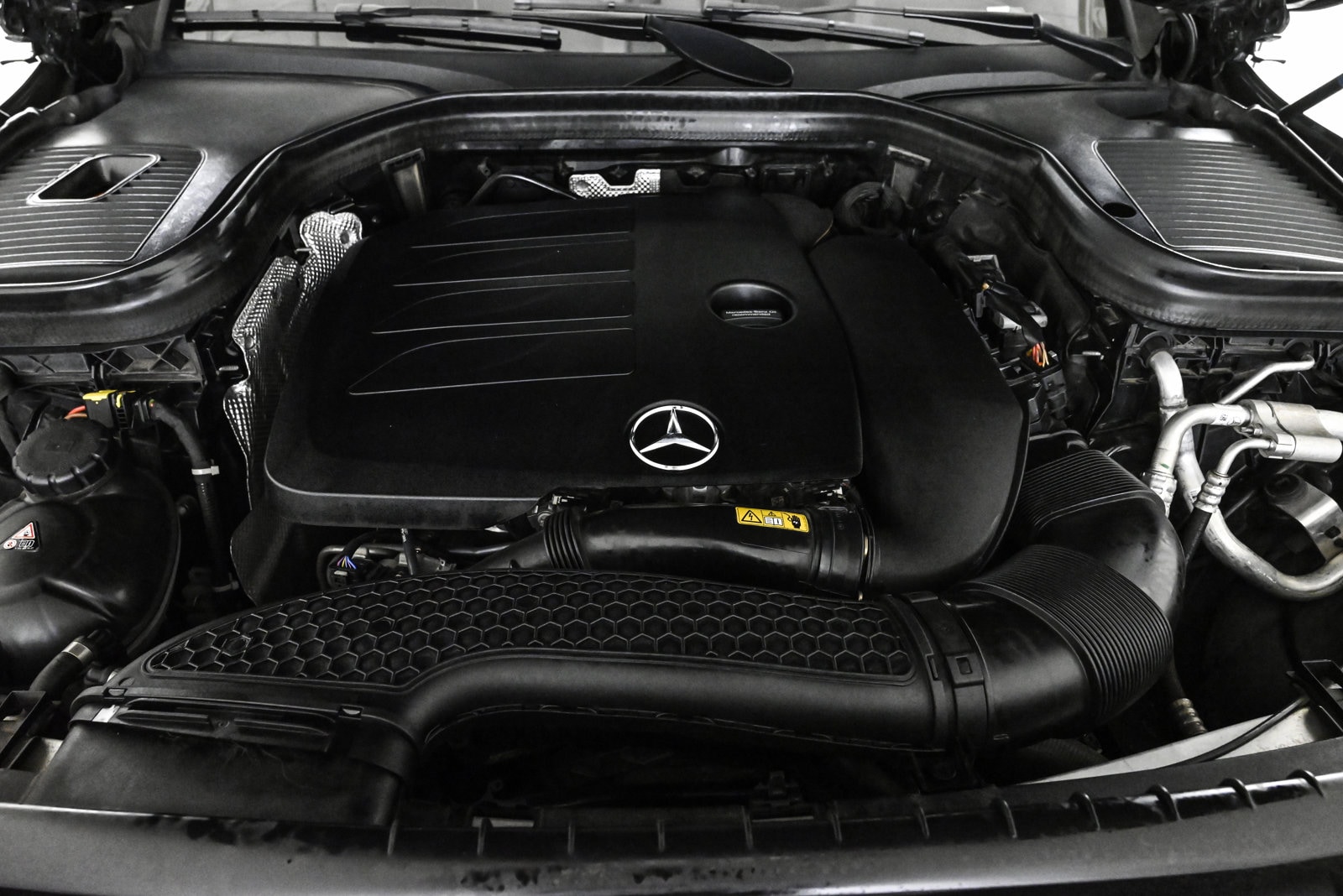 2021 MERCEDES-BENZ GLC-CLASS - Image 25