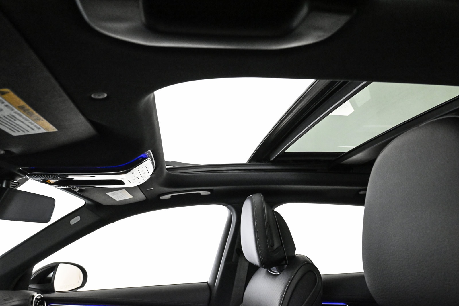 2025 MERCEDES-BENZ GLC-CLASS - Image 16