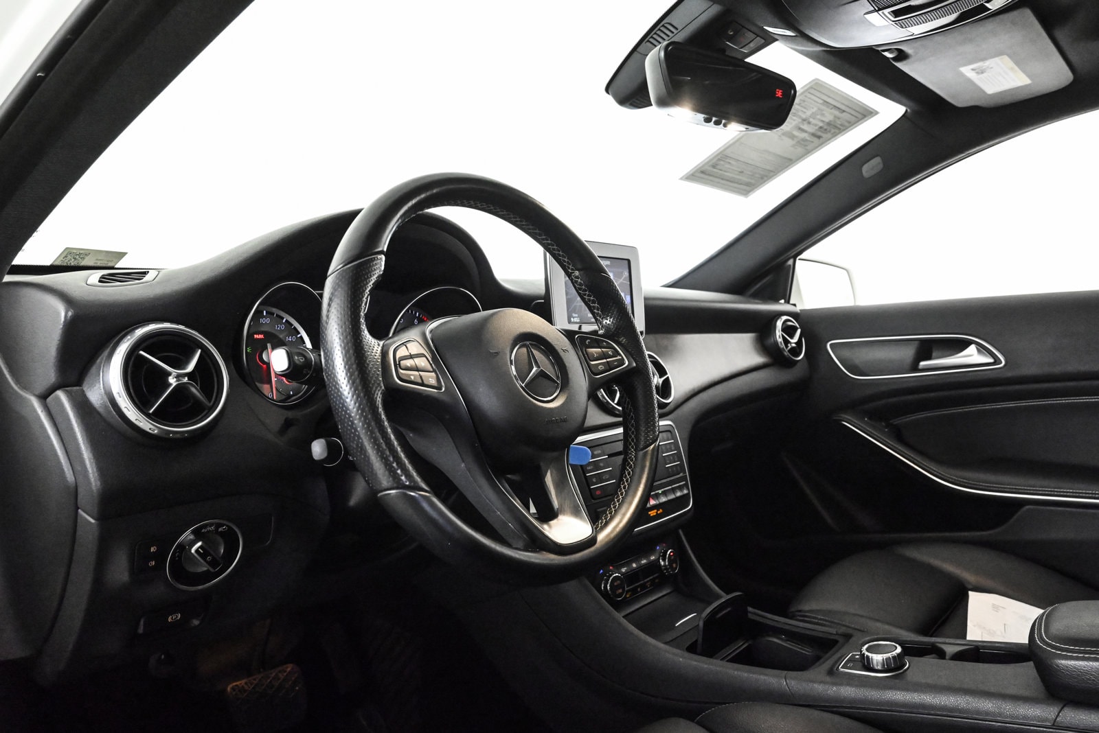 2016 MERCEDES-BENZ GLA-CLASS - Image 10