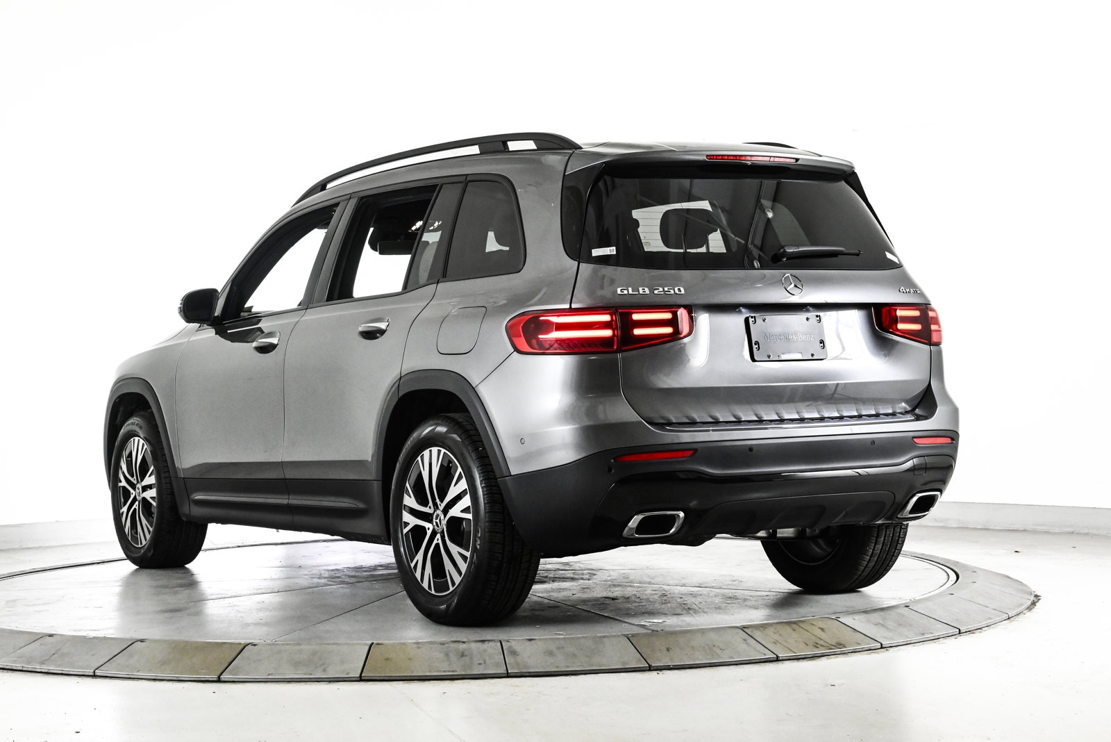 2026 MERCEDES-BENZ GLB-CLASS - Image 8