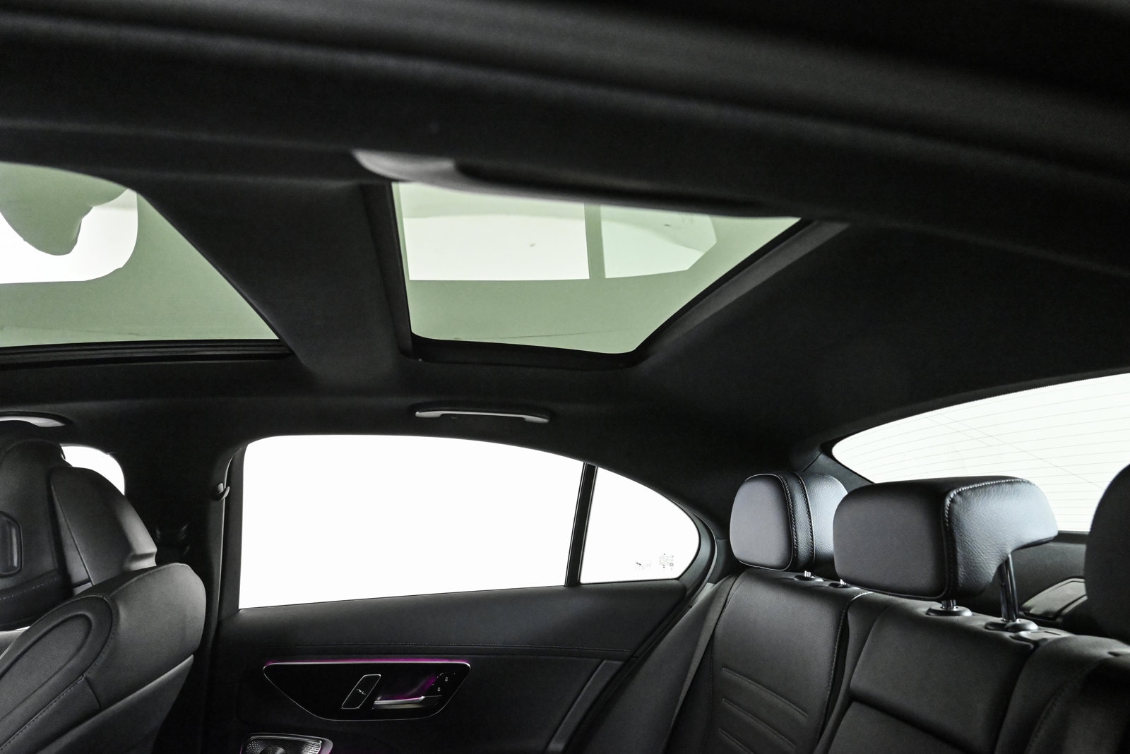 2025 MERCEDES-BENZ C-CLASS - Image 18