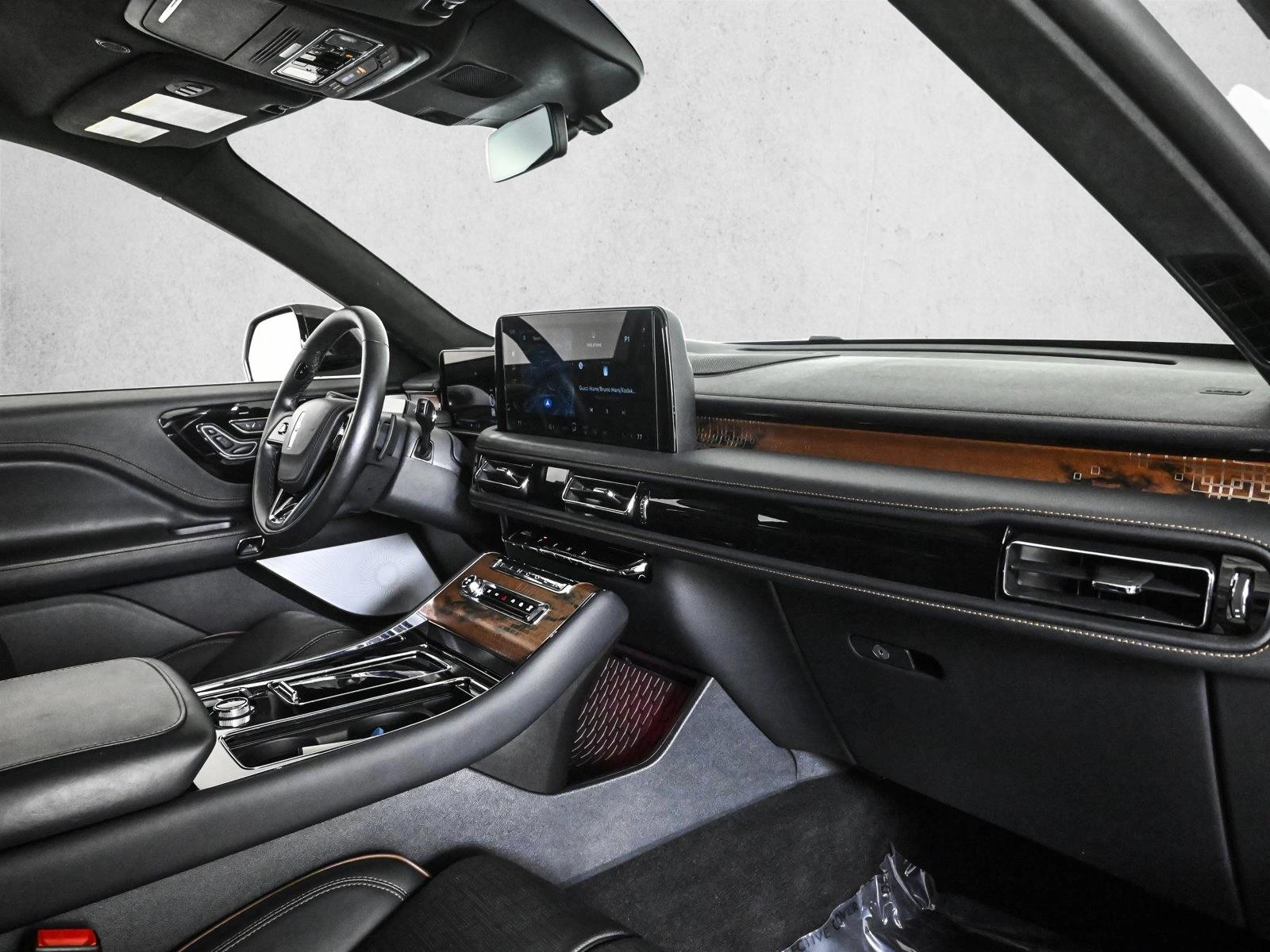 2025 LINCOLN AVIATOR - Image 24