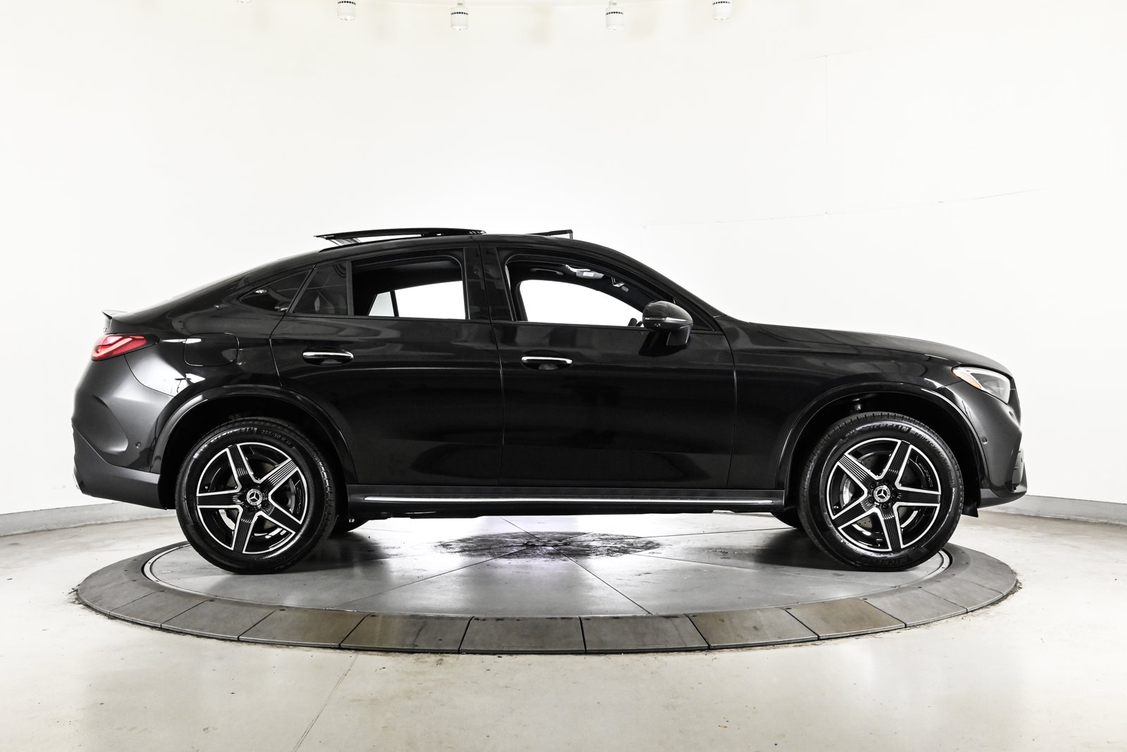 2026 MERCEDES-BENZ GLC-CLASS - Image 4