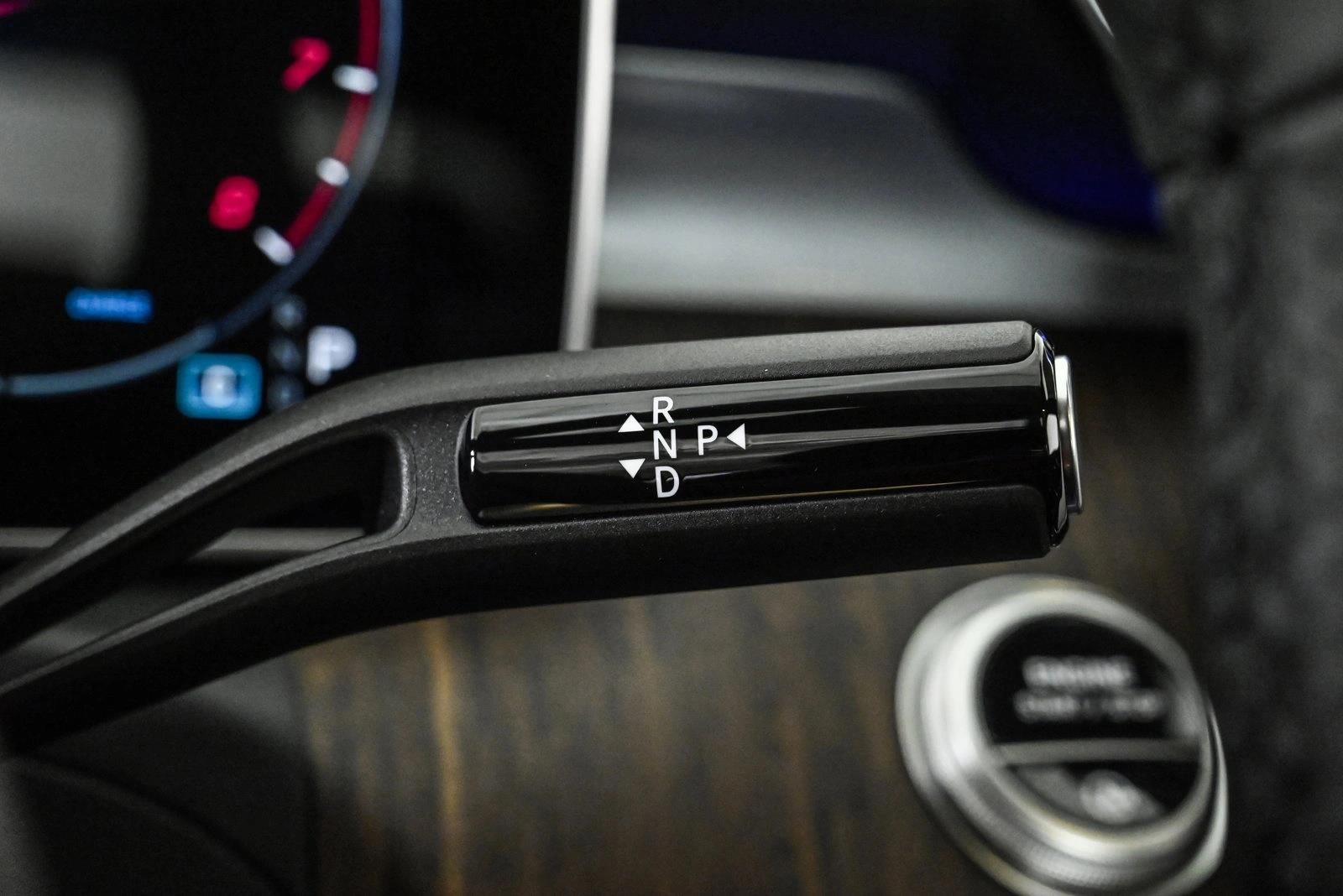 2026 MERCEDES-BENZ C-CLASS - Image 12