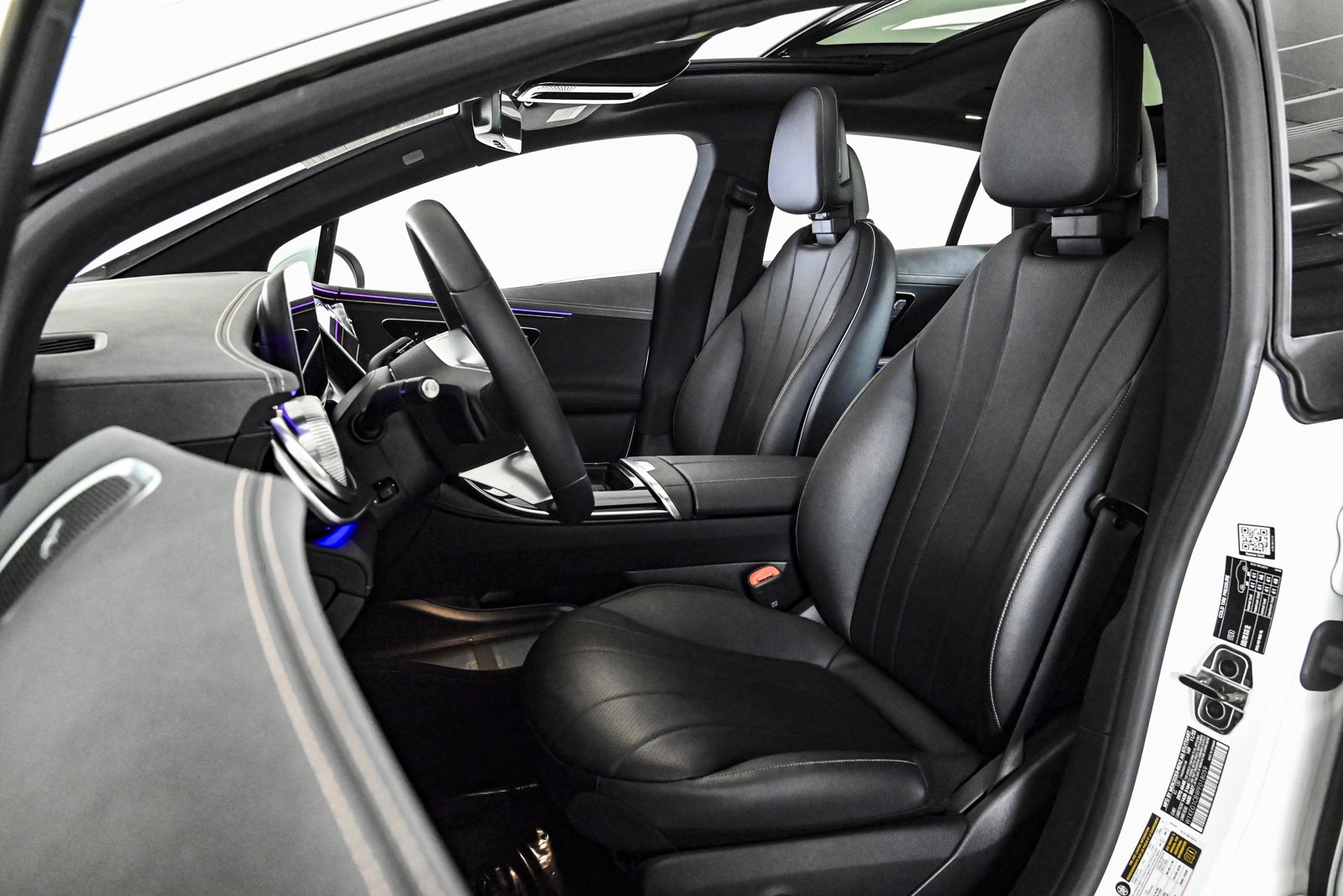 2023 MERCEDES-BENZ EQE-CLASS SEDAN - Image 18