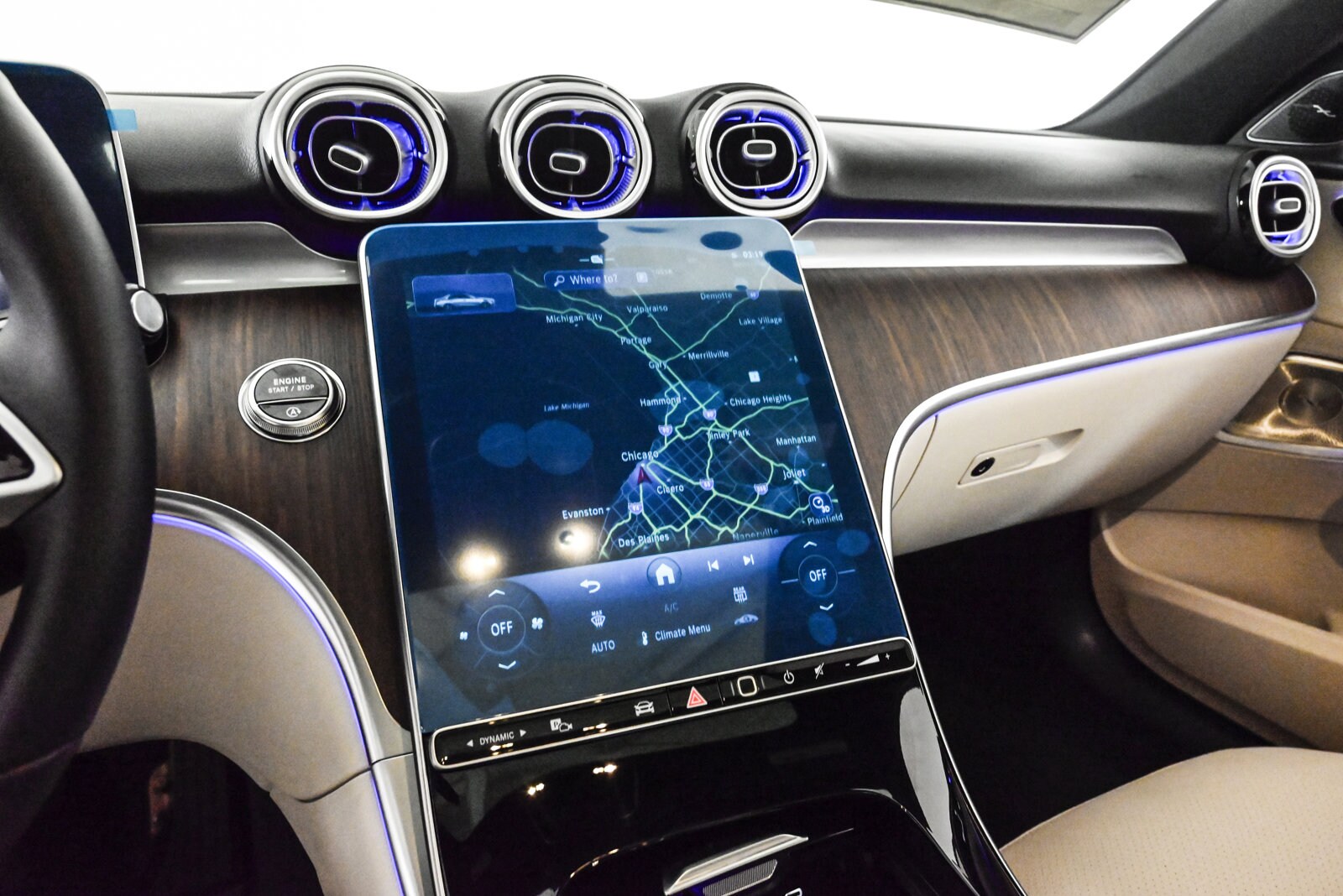 2025 MERCEDES-BENZ C-CLASS - Image 14