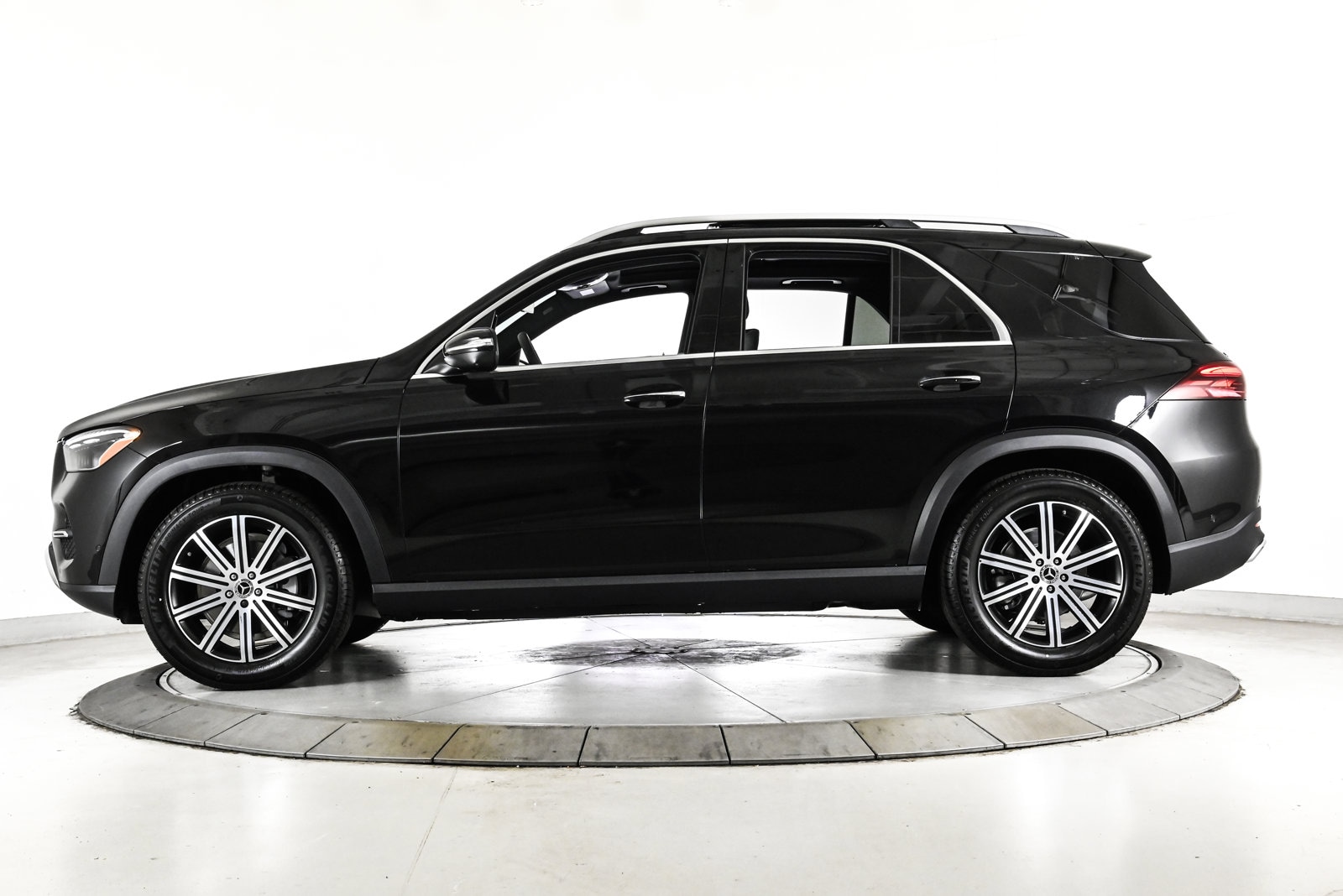 2026 MERCEDES-BENZ GLE-CLASS - Image 8