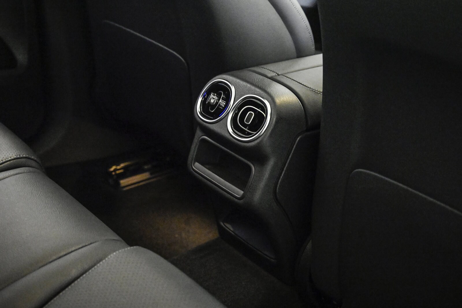 2026 MERCEDES-BENZ GLC-CLASS - Image 19