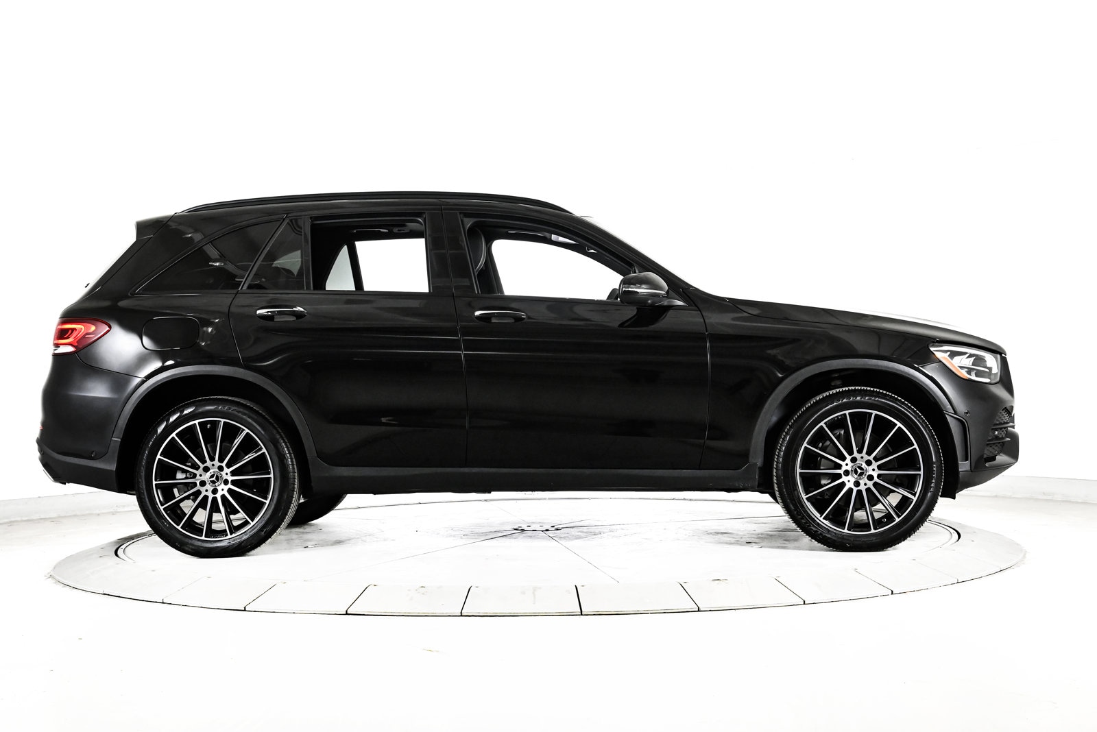 2021 MERCEDES-BENZ GLC-CLASS - Image 4